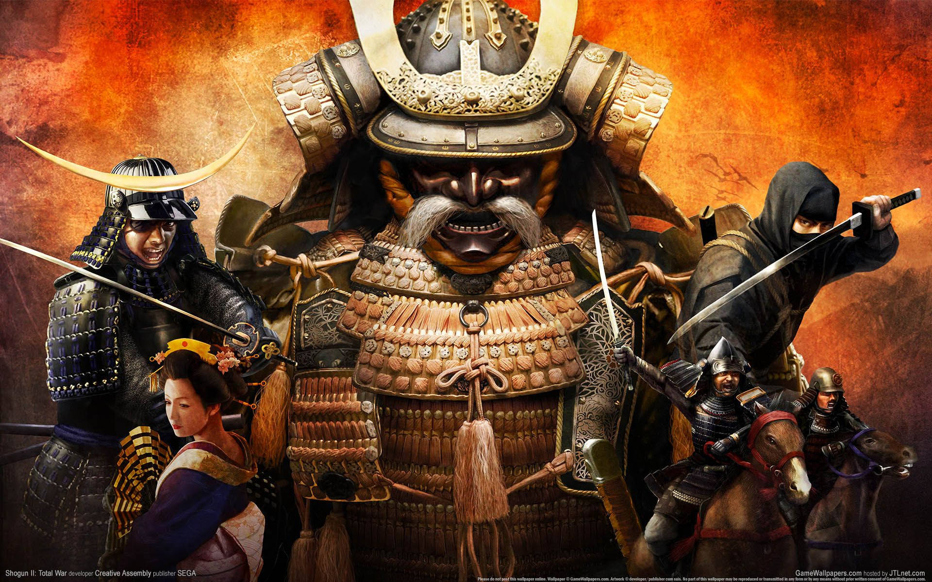 日本武士 桌布 壁紙 — 一位兇猛的武士穿著華麗的盔甲站在舞台中央，周圍環繞著戰士和一位藝妓，背景是火熱的橙色。