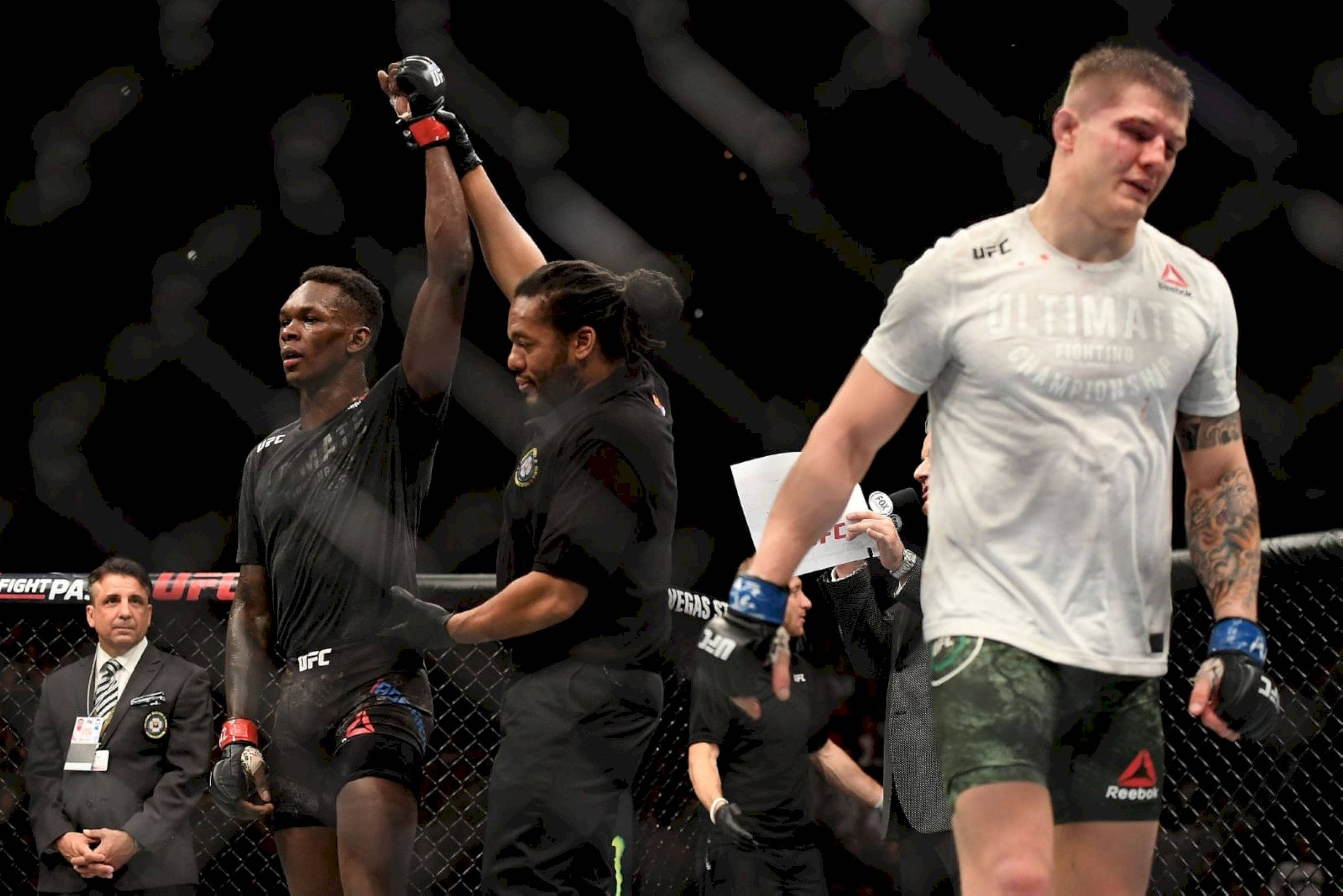 UFC 桌布 壁紙 — 一位勝利的UFC拳手在八角籠內舉起手臂，裁判宣佈他為勝者，對手則走開。