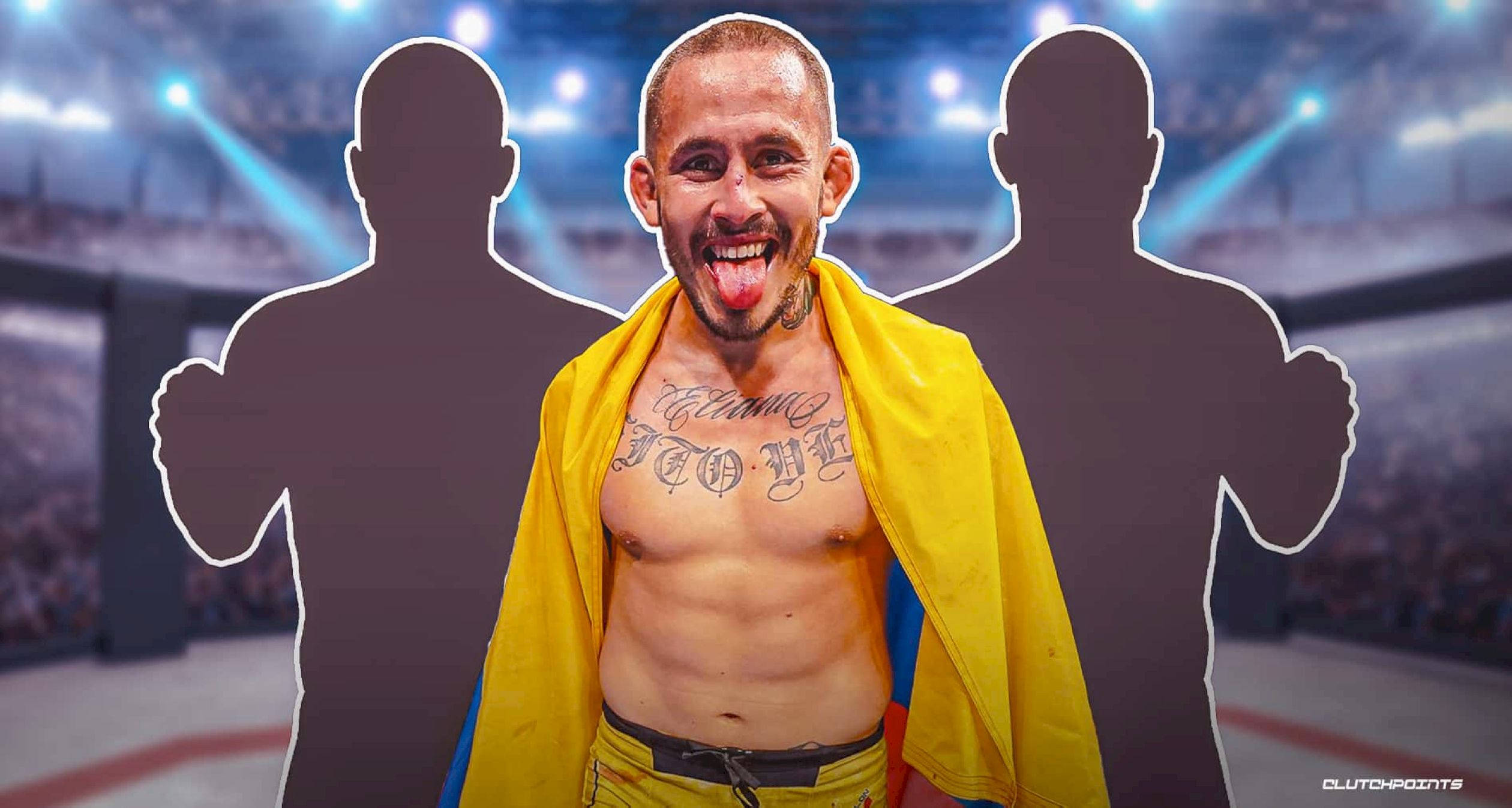 UFC 桌布 壁紙 — 一位勝利的戰士披著黃色旗幟，在模糊的競技場背景下伸出舌頭狂野地咧嘴大笑。