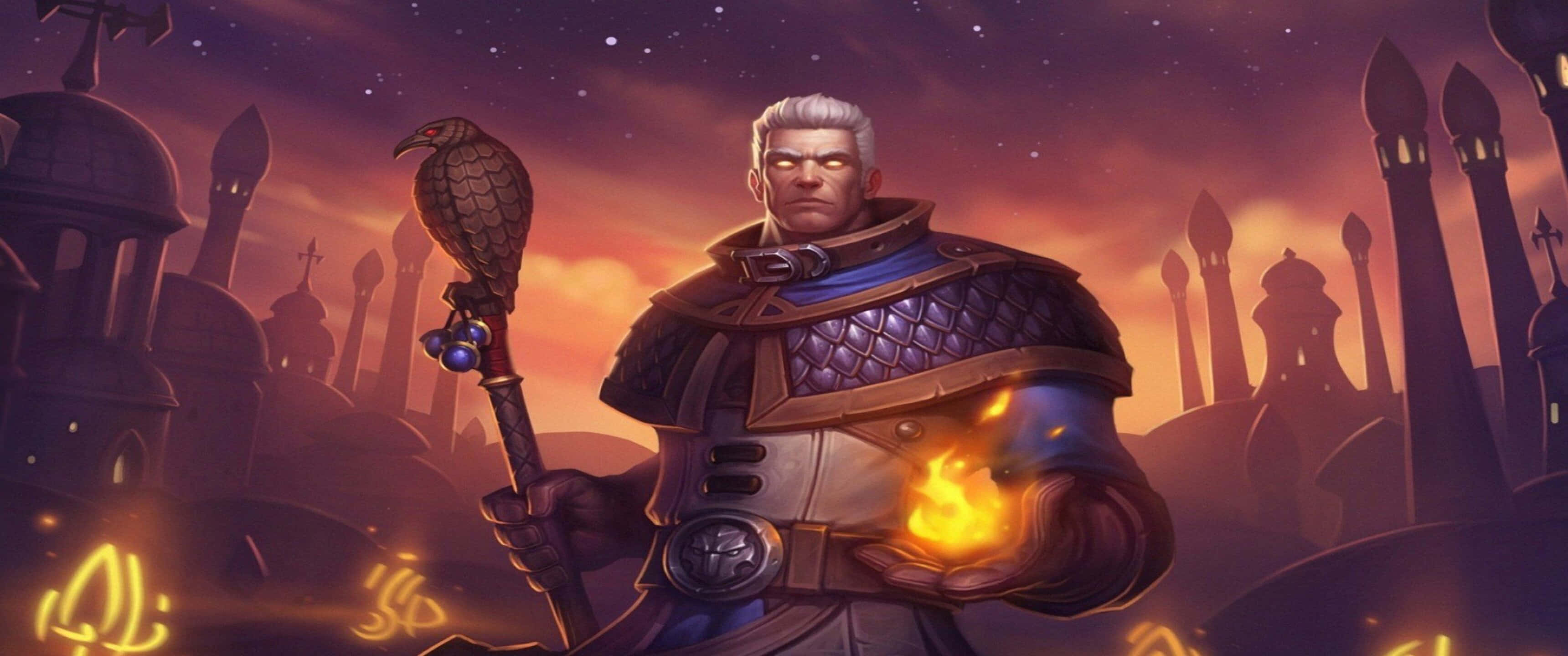 3440x1440p Hearthstone 桌布 壁紙 — 一位嚴肅的白髮法師身著華麗盔甲，手持火焰球體和頂端有獅鷲頭的權杖，背景是暮色中的城市景觀。