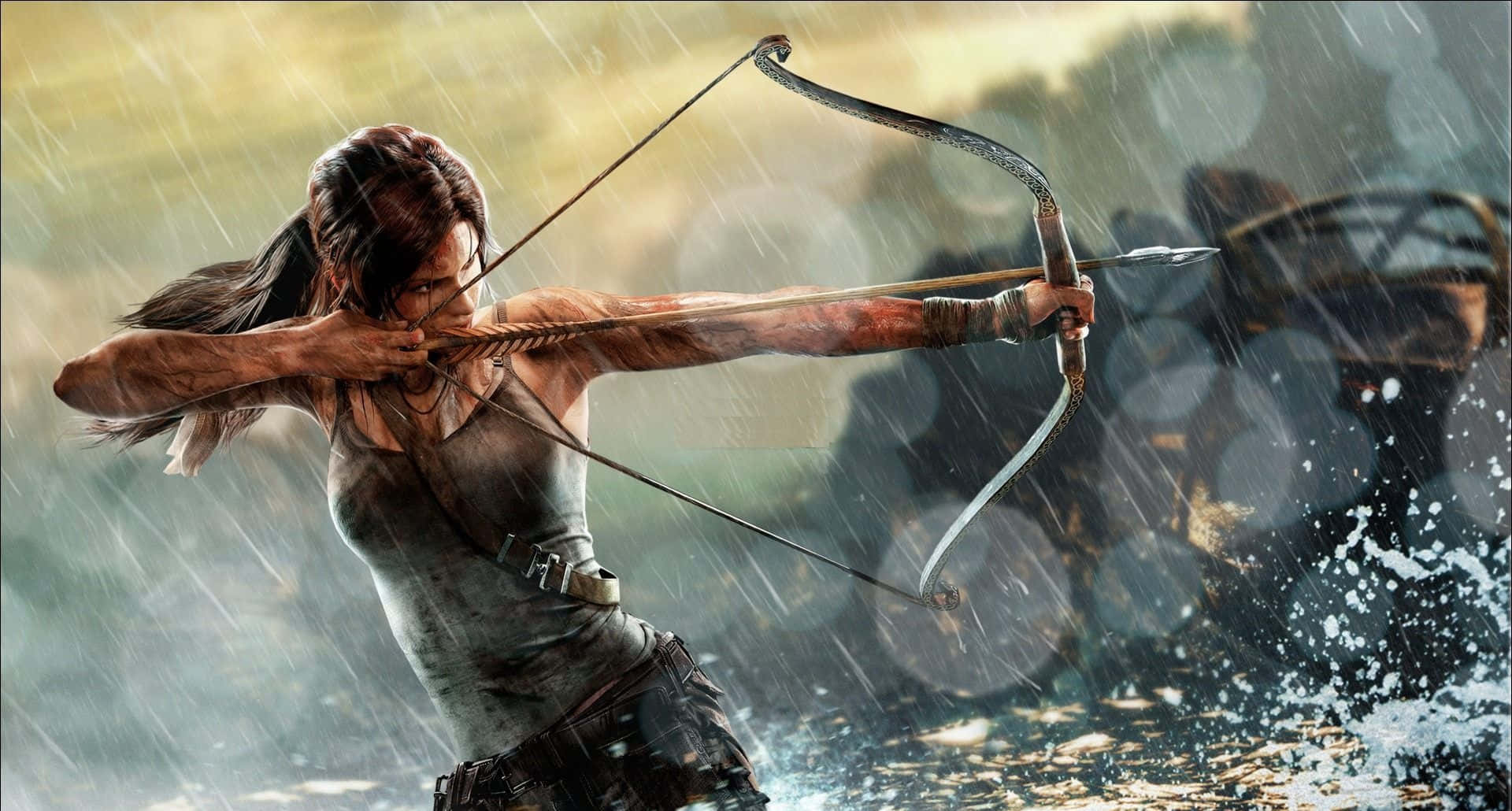 Lara Croft 桌布 壁紙 — 一位堅定的冒險者在傾盆大雨中拉弓，水花在她周圍飛濺，構成一個戲劇性的動作場景。