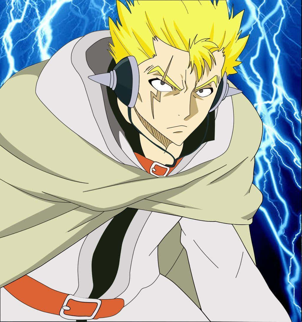 Laxus Dreyar 桌布 壁紙 — 一位堅定的動漫戰士，擁有金色刺蝟頭和閃電主題裝備，站在鮮明的藍色電風暴背景前。