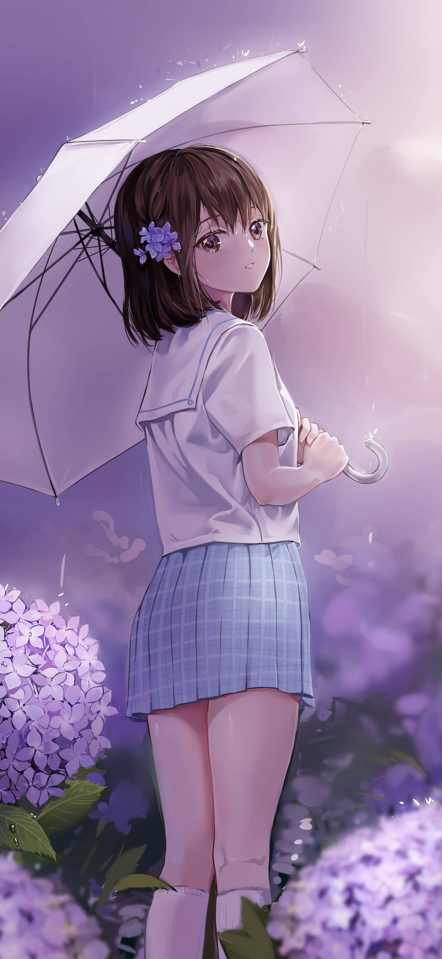 一位女孩站在花田中 壁紙