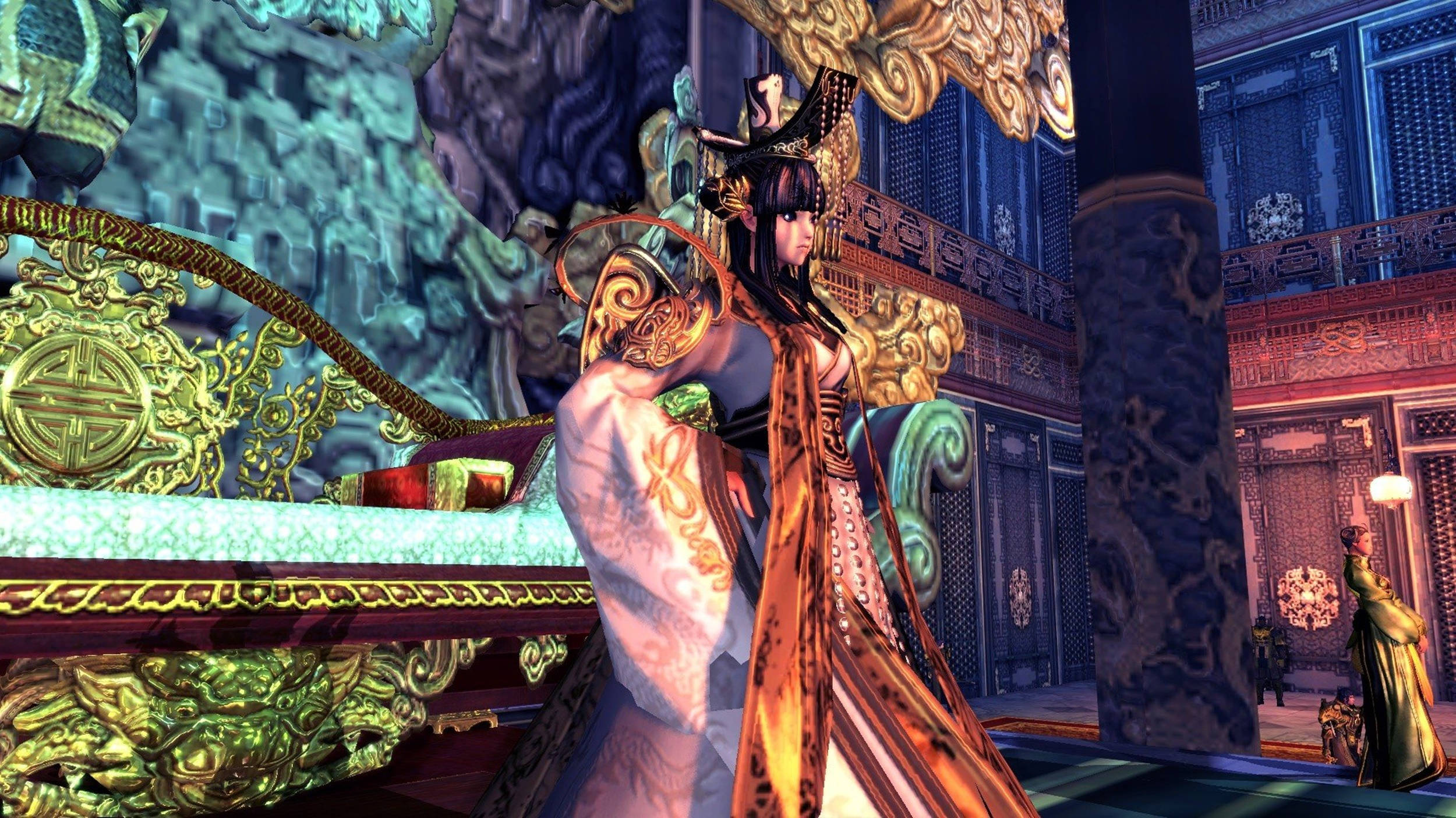 game 桌布 壁紙 — 一位威嚴的動漫角色身穿華麗的金白色長袍，站在裝飾奢華的宮殿中，宮殿內有精緻的雕刻和發光的燈籠。