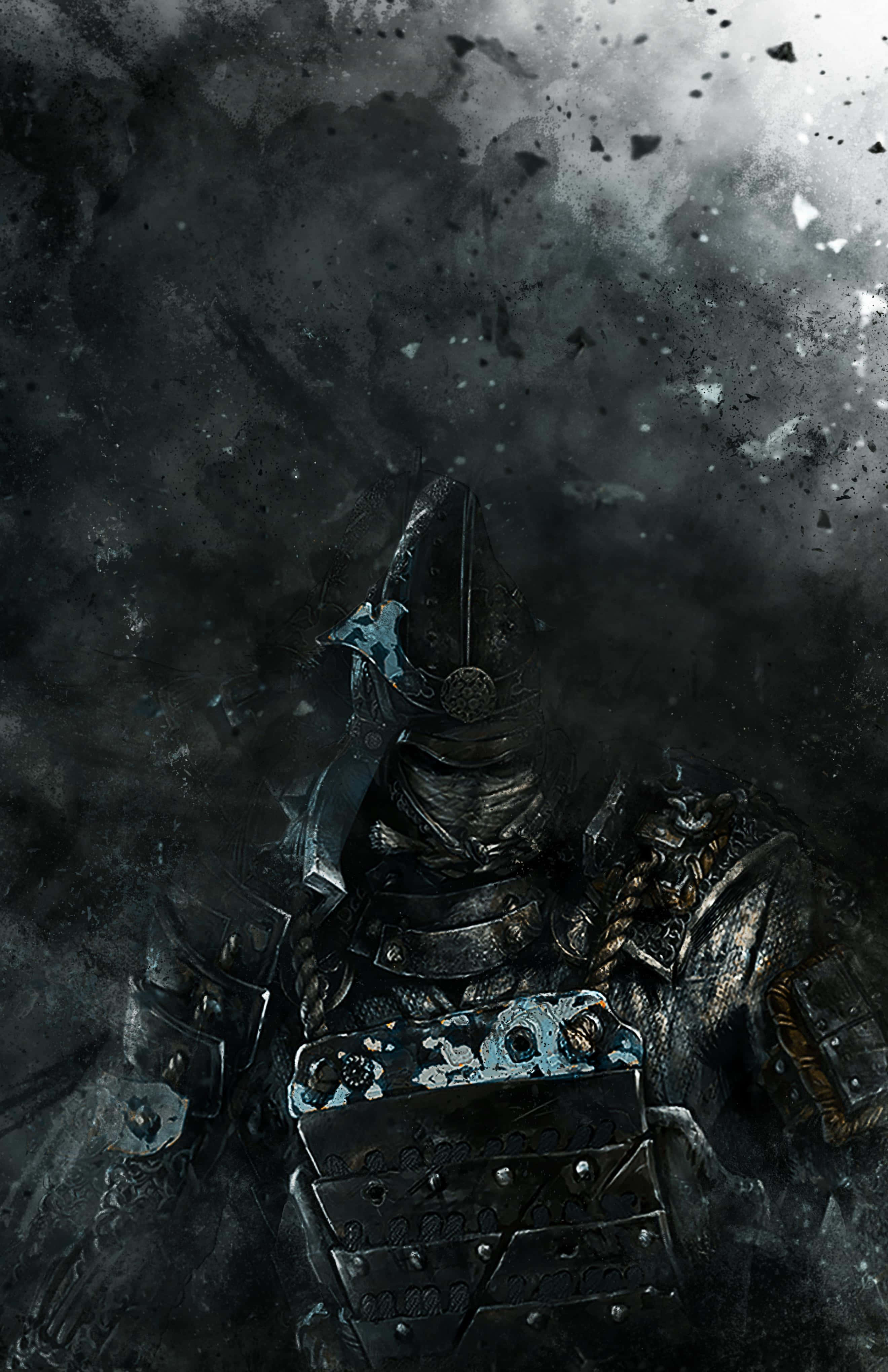 Female Samurai For Honor 桌布 壁紙 — 一位孤獨的武士戰士穿著破舊的深色盔甲，在旋轉的暴風雲和墜落的碎片中挑釁地站立。