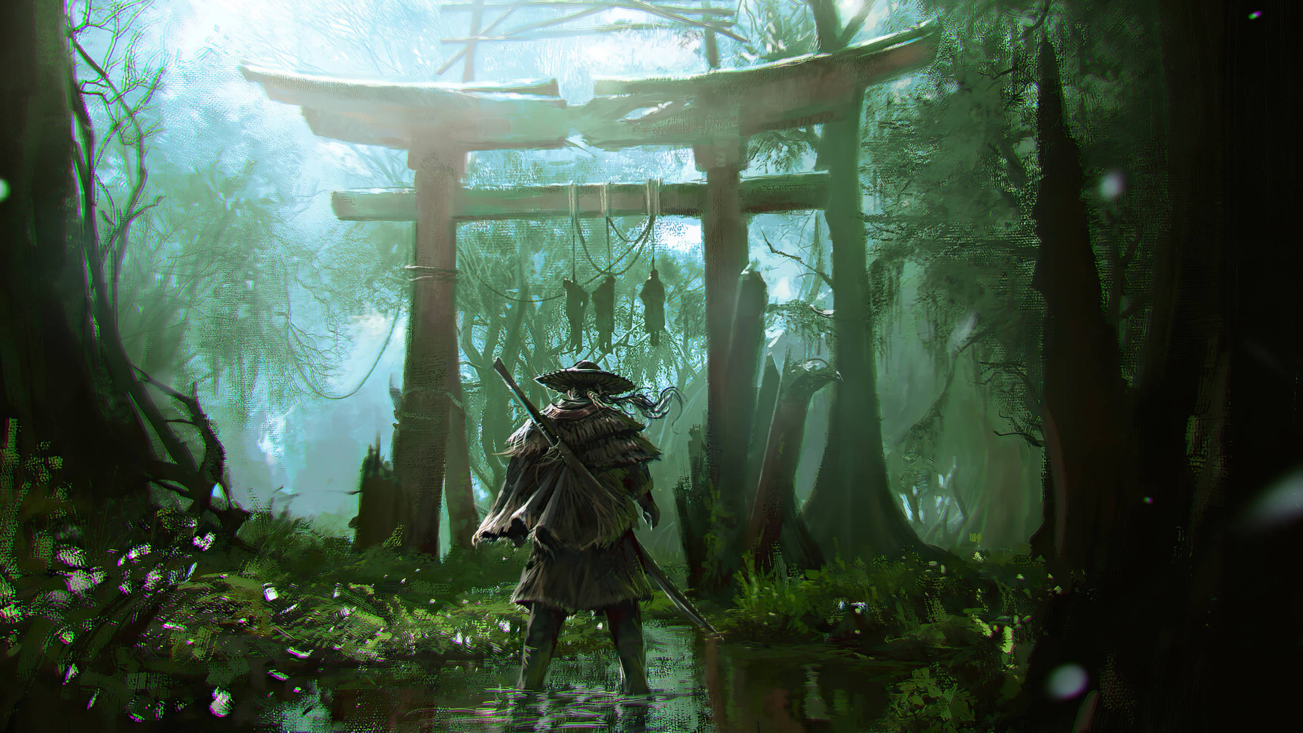 對馬戰鬼 桌布 壁紙 — 一位孤獨的武士站在淺水中，面前是長滿青苔的鳥居，身處迷霧籠罩的魔法森林。