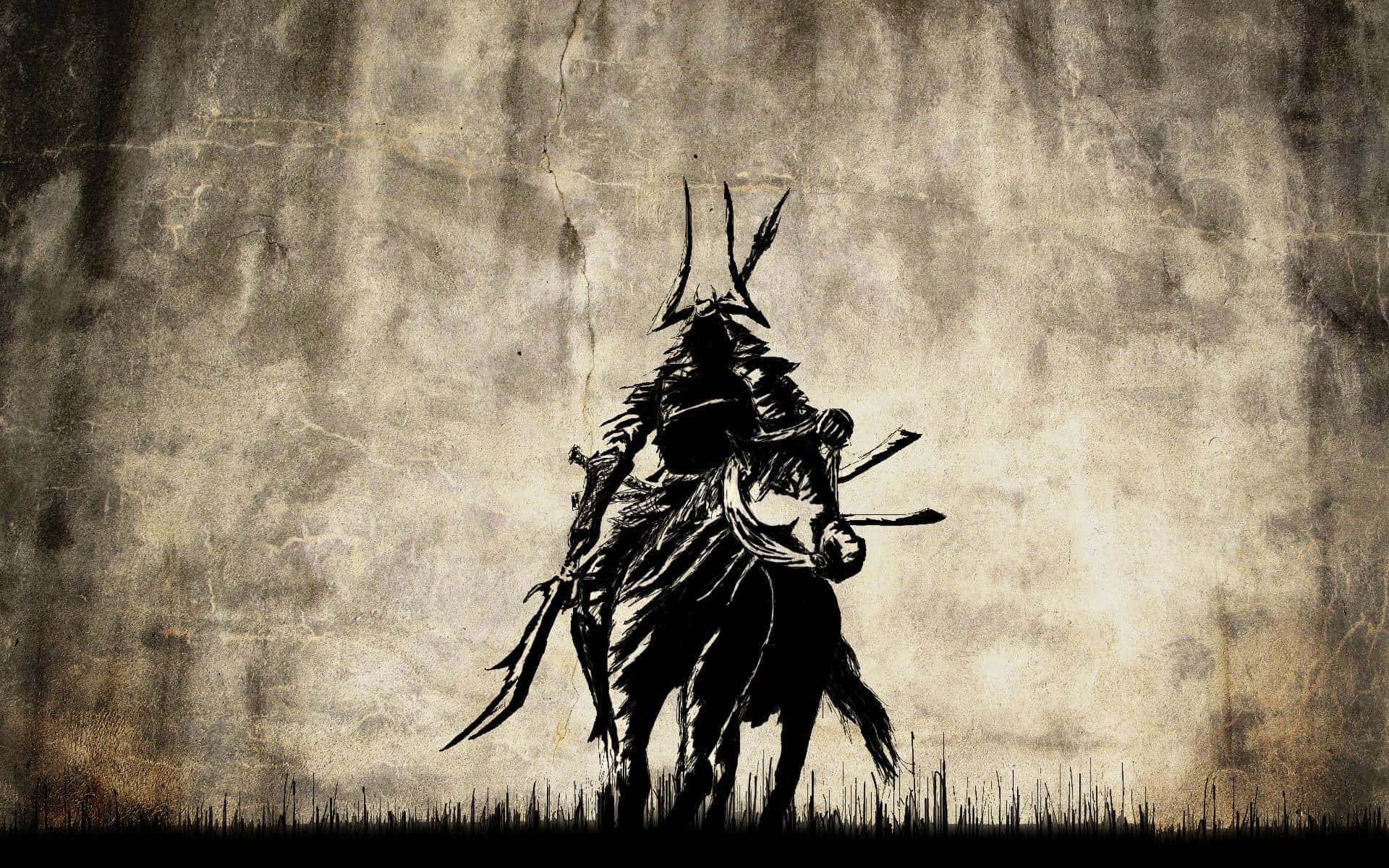 Shogun 桌布 壁紙 — 一位孤獨的武士騎在馬上，以剪影形式立於風化羊皮紙背景前，底部有草。