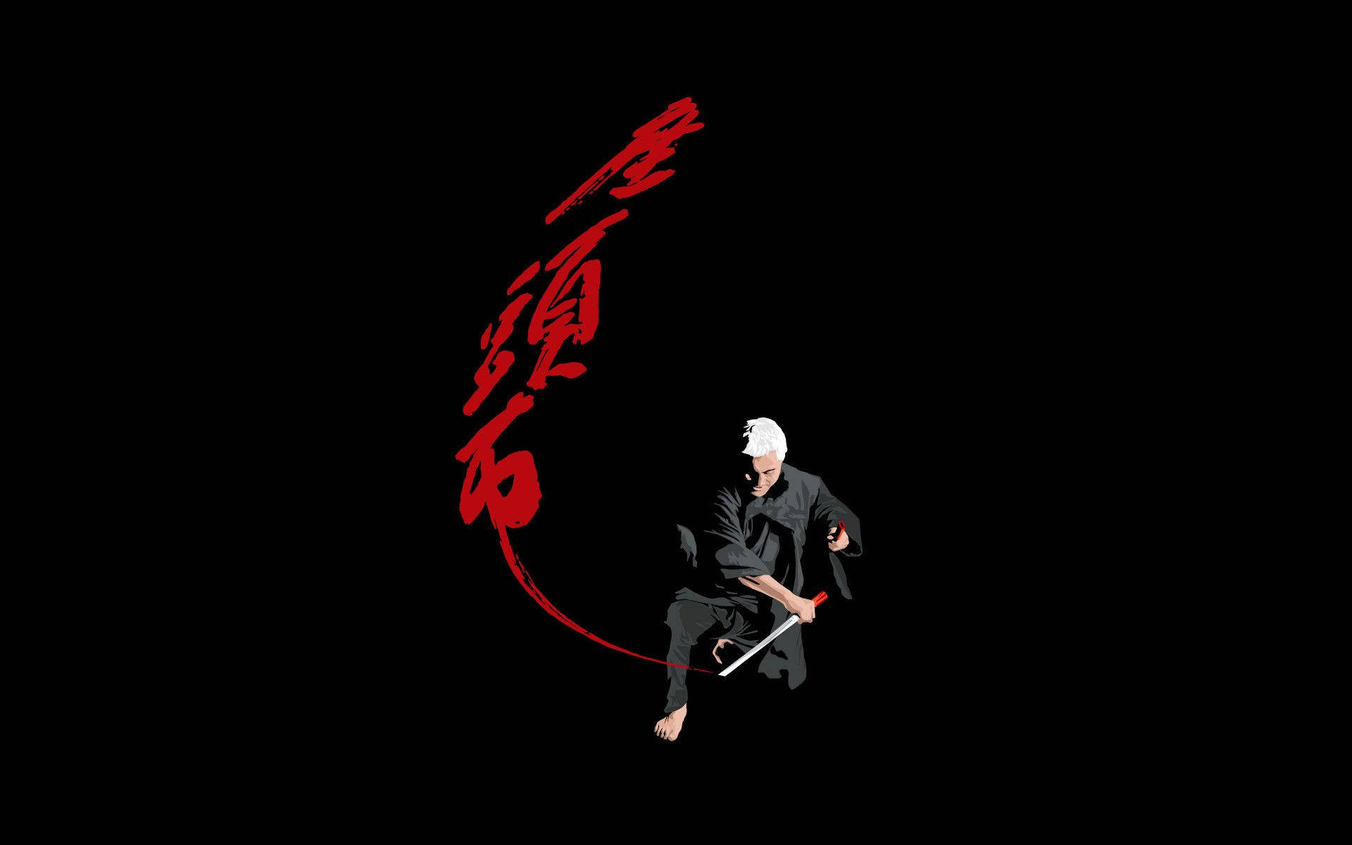 日本武士 桌布 壁紙 — 一位孤獨的白髮劍客身穿黑色長袍，在黑色背景中半蹲於空中，背景有紅色書法漩渦。