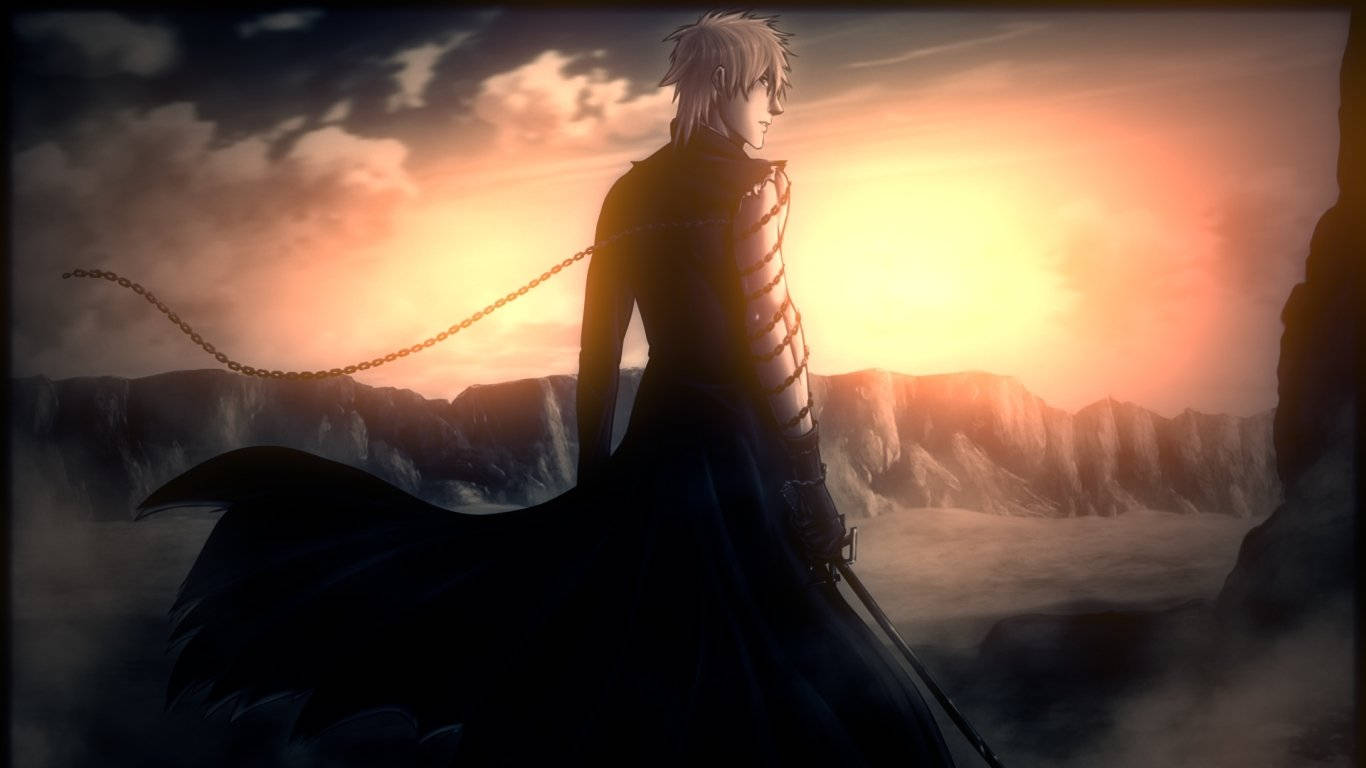 Ichigo Kurosaki 桌布 壁紙 — 一位孤獨的銀髮動漫戰士，在霧氣繚繞的山巒上，手持劍，以燦爛的日落為背景，呈現剪影。