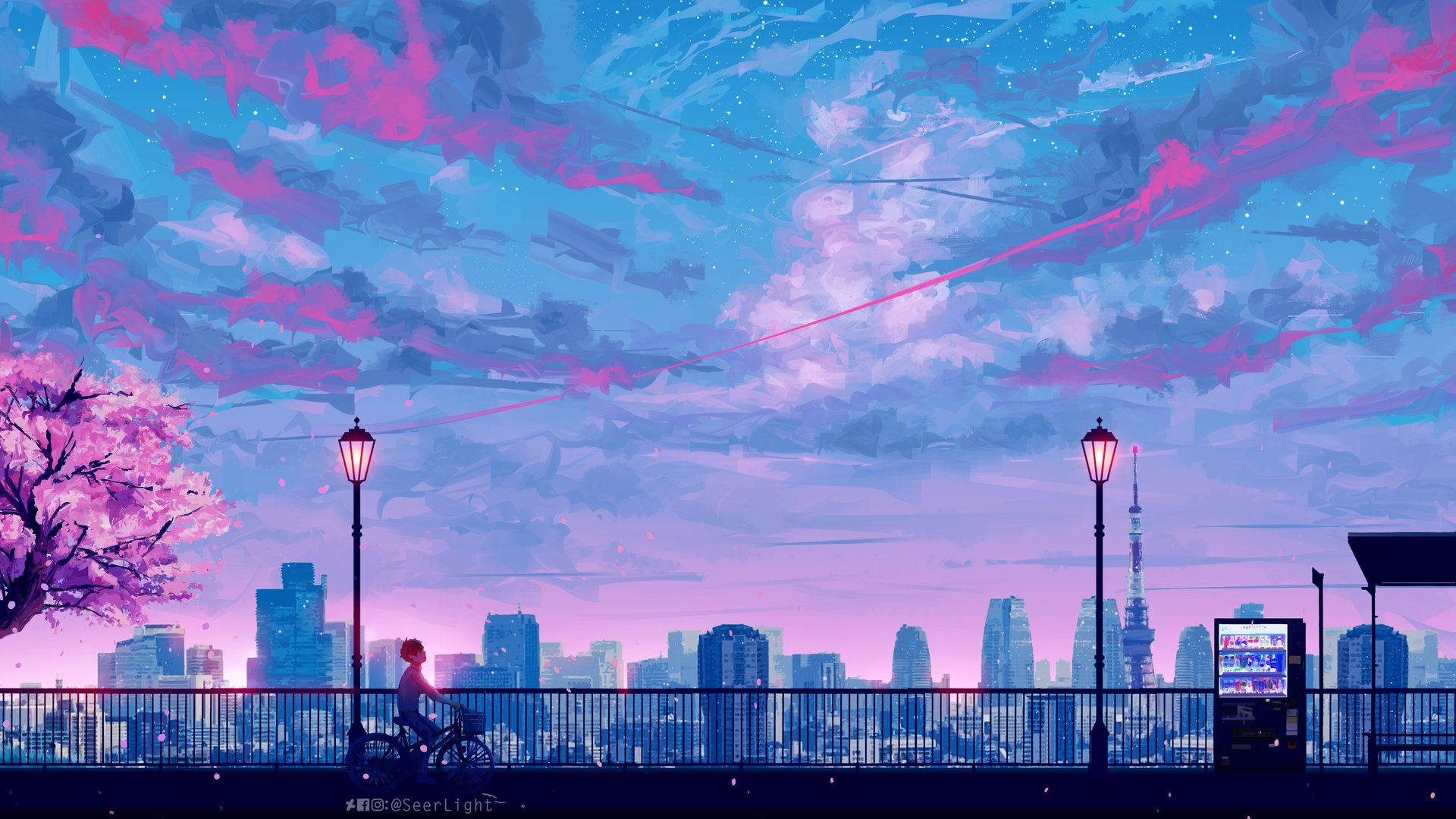 Blue Pastel Aesthetic 桌布 壁紙 — 一位孤獨的騎自行車者沿著欄杆騎行，在充滿活力的粉紅色和藍色暮色天空下，有櫻花和城市天際線。