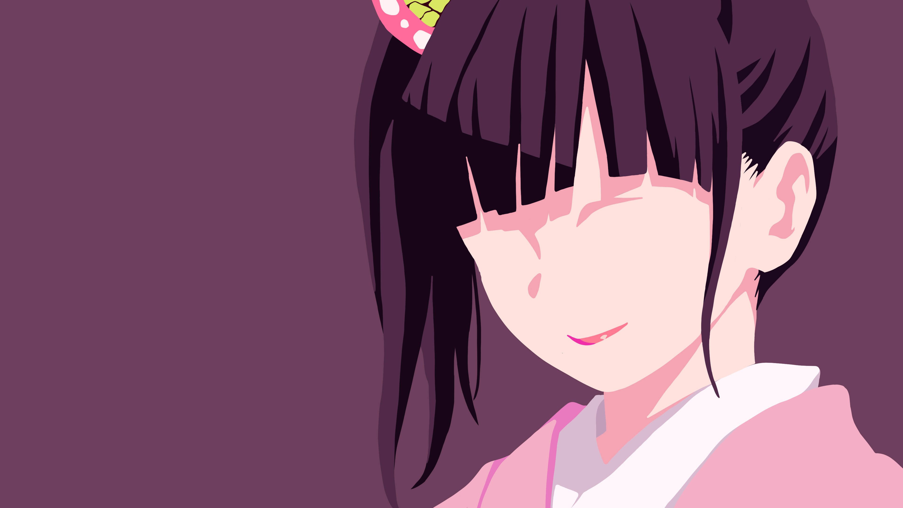 Kimetsu 桌布 壁紙 — 一位寧靜的動漫女孩，深色頭髮，穿著粉紅色和服，在純紫色背景上溫柔地微笑。