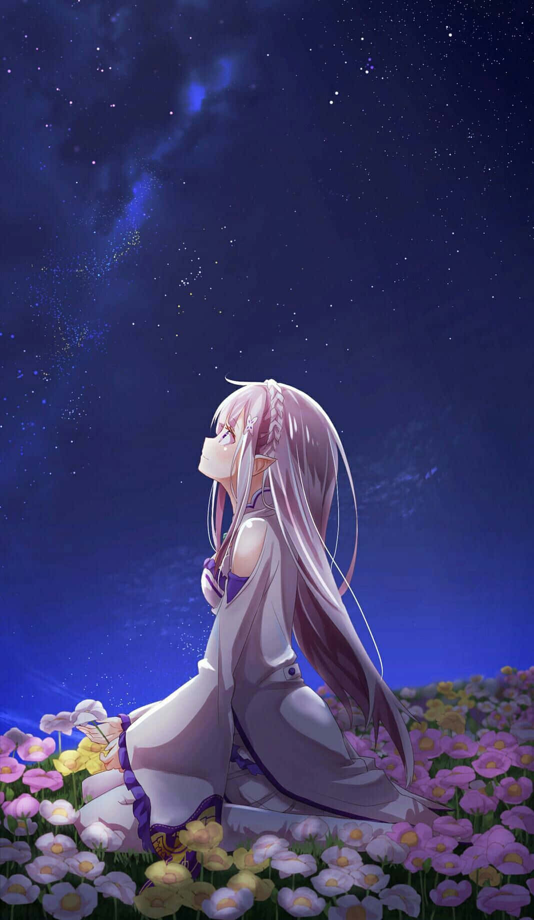 Sad Anime Art 桌布 壁紙 — 一位寧靜的動漫女孩，長長的薰衣草色頭髮，坐在粉紅色和黃色的花朵中，仰望繁星點點的宇宙夜空。
