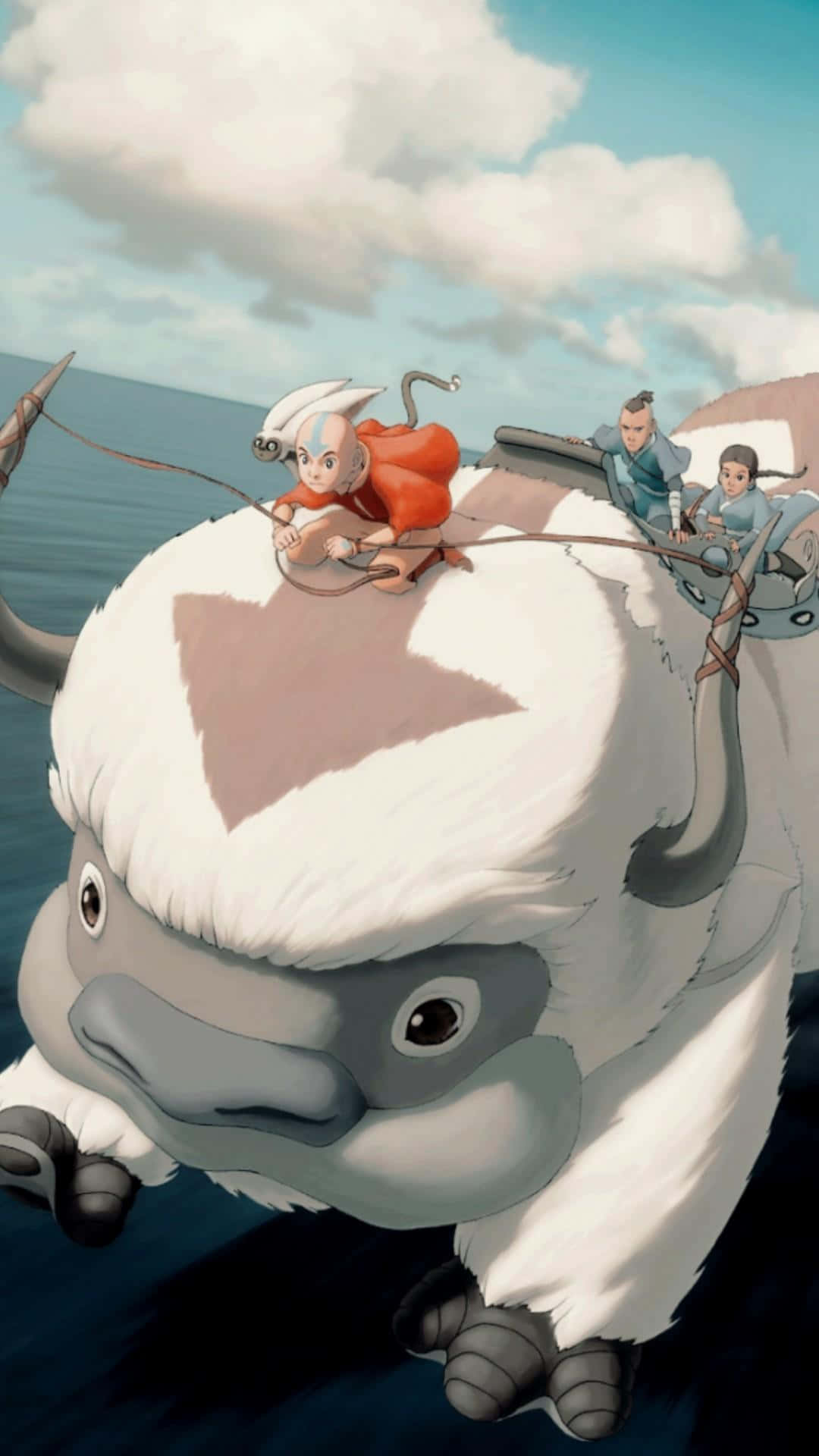 Appa Avatar 桌布 壁紙 — 一位年輕僧侶騎著一頭巨大的白色天空野牛，越過海浪，下方有兩個同伴乘坐飛行船。