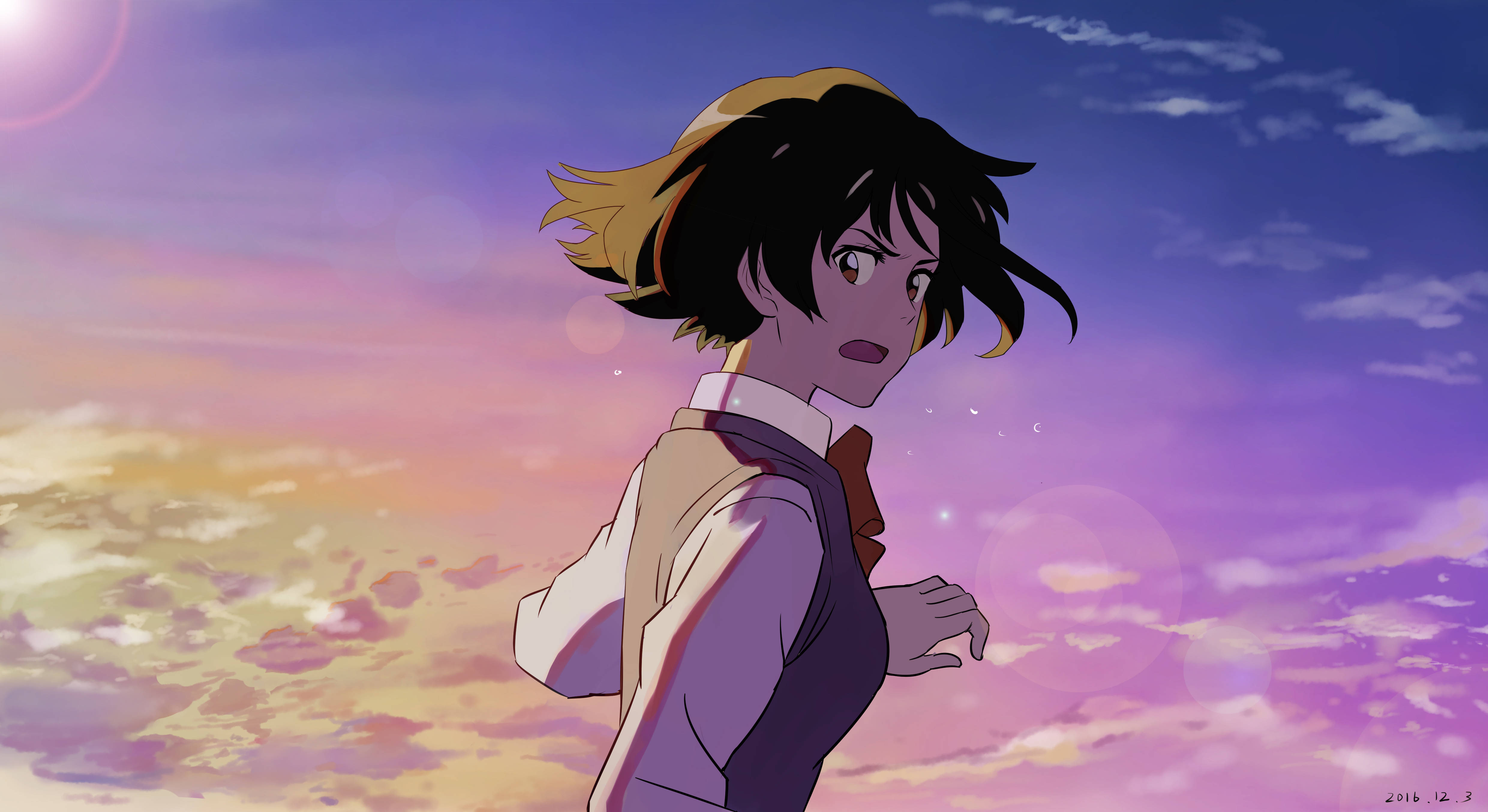 Makoto Shinkai 桌布 壁紙 — 一位年輕的動漫女孩，黑髮穿著校服，在充滿活力的紫色和橙色日落天空背景下回頭凝視。