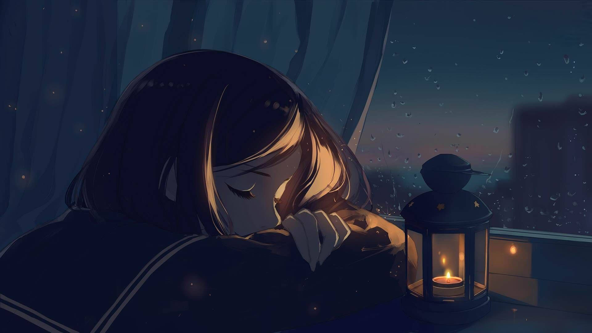 動漫女孩 桌布 壁紙 — 一位年輕的動漫女孩在昏暗的房間裡，在雨水斑駁的窗邊，伴隨著發光的燈籠，安然入睡。