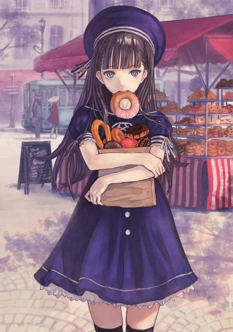 HD anime phone 桌布 壁紙 — 一位年輕的動漫女孩穿著海軍水手服，在繁忙的街頭麵包店裡咬著粉紅色糖霜甜甜圈，同時拿著一籃各式各樣的甜甜圈。