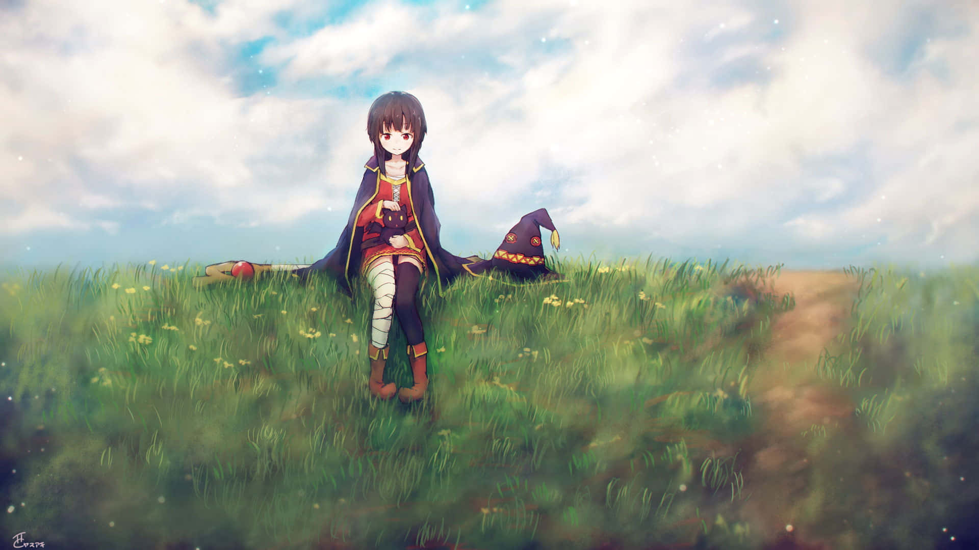 Konosuba 桌布 壁紙 — 一位年輕的動漫女巫，深色頭髮，坐在長滿草的山坡上，抱著一隻貓，旁邊放著帽子和法杖，天空多雲。