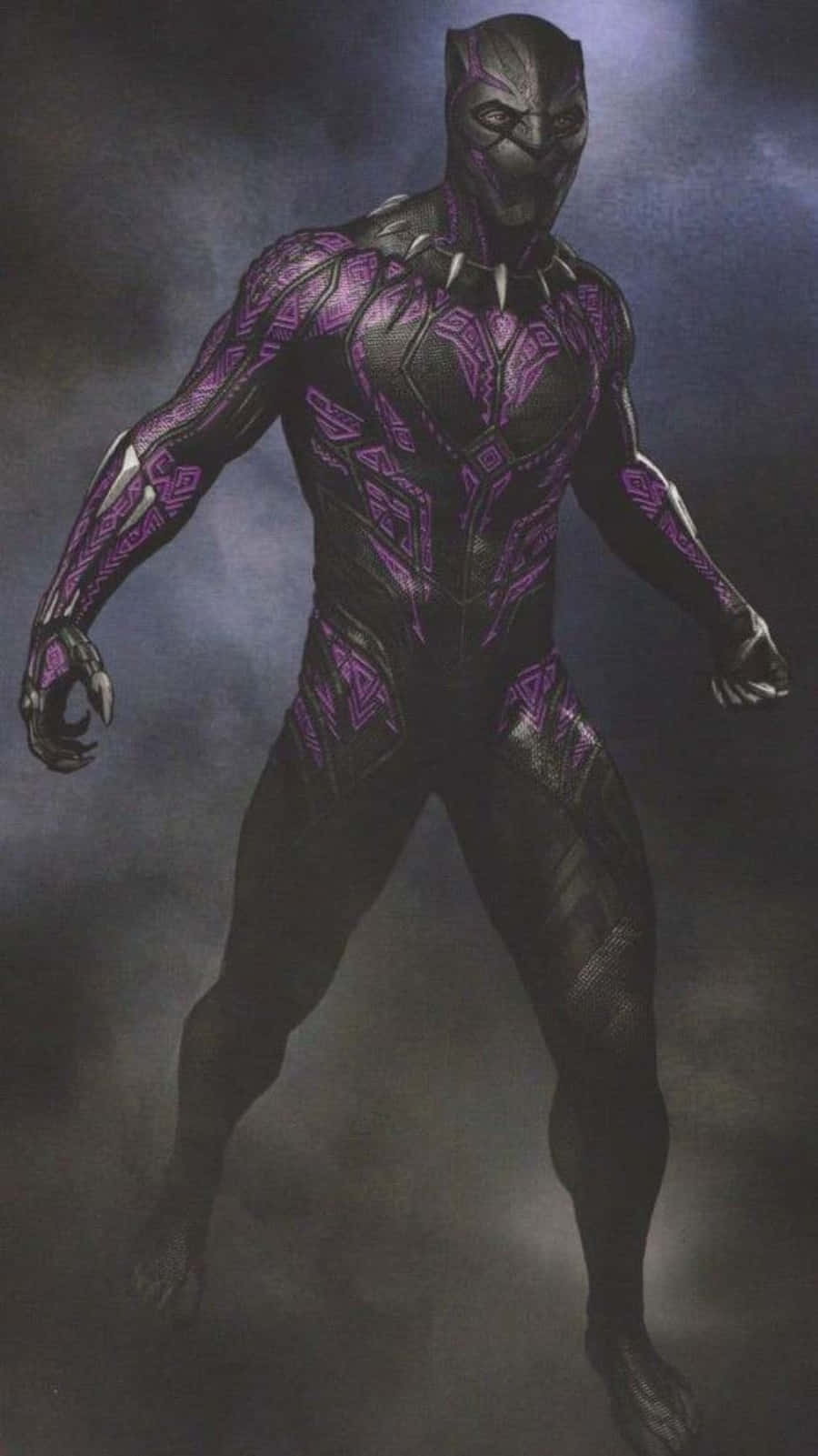 Vibranium Suit 桌布 壁紙 — 一位強大的黑豹超級英雄穿著時尚的黑色和紫色戰衣，在煙霧瀰漫的黑暗背景下蓄勢待發。