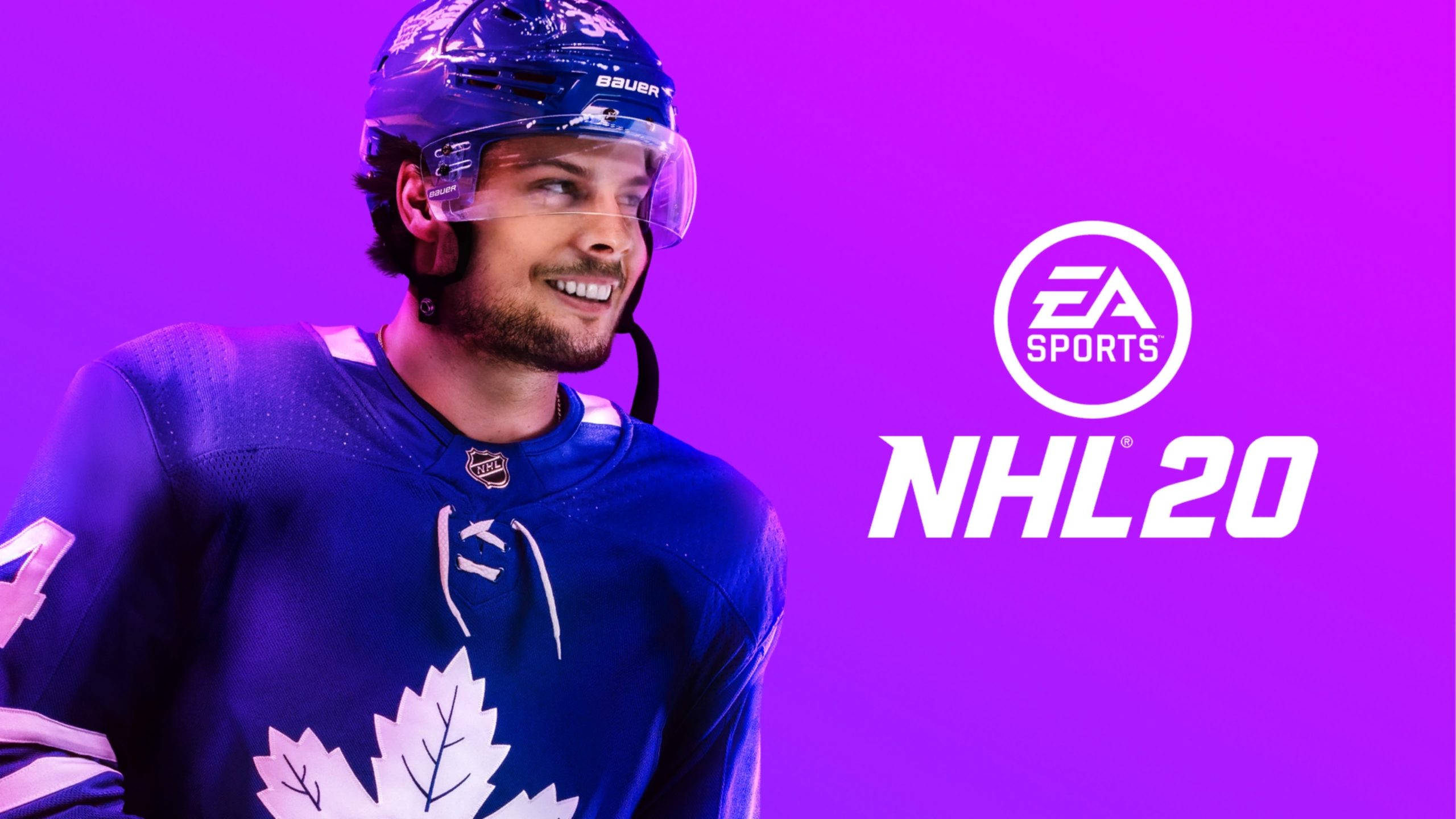 Leafs 桌布 壁紙 — 一位微笑的冰球運動員身穿多倫多楓葉隊球衣，在充滿活力的紫色背景前擺姿勢，背景上有NHL 20和EA Sports標誌。