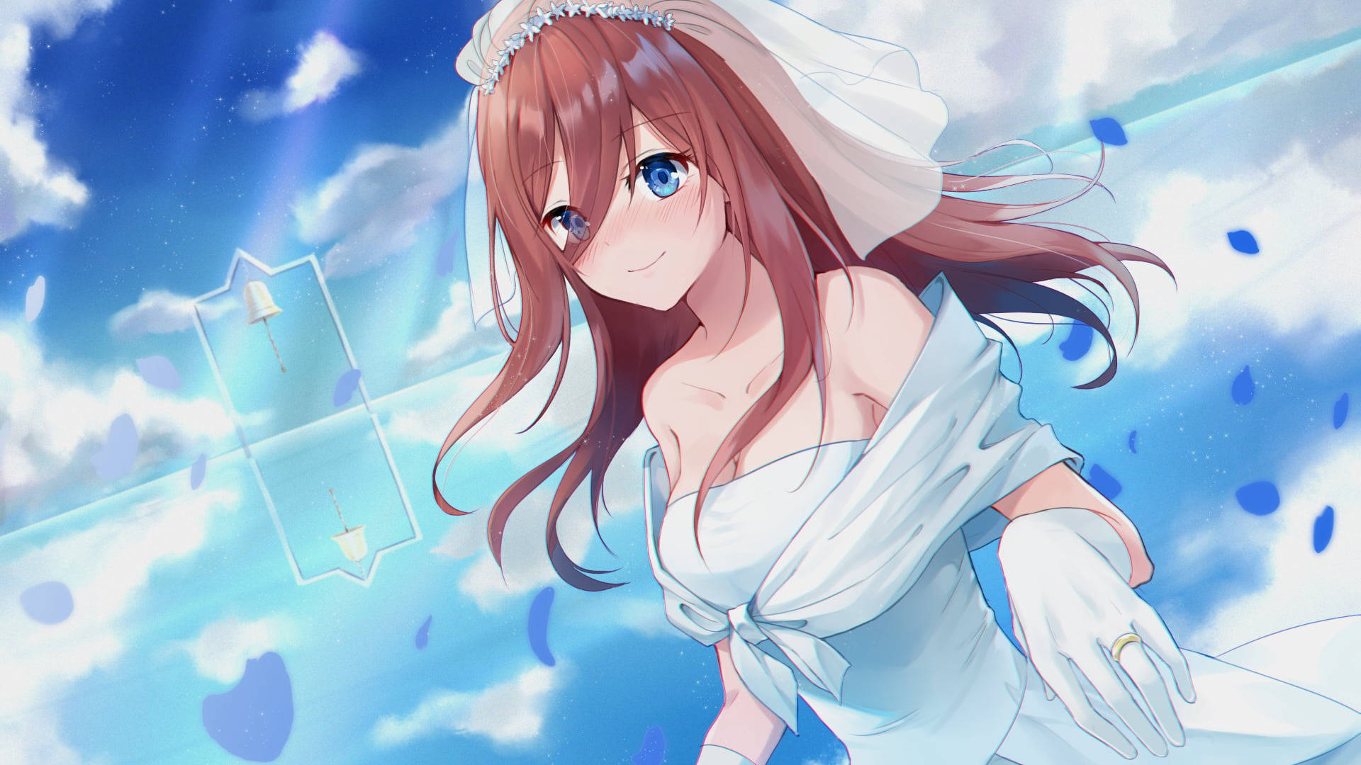 Wedding Dress 桌布 壁紙 — 一位微笑的動漫新娘，棕色頭髮和藍色眼睛，漂浮在明亮的藍天中，有白雲和飄落的花瓣。