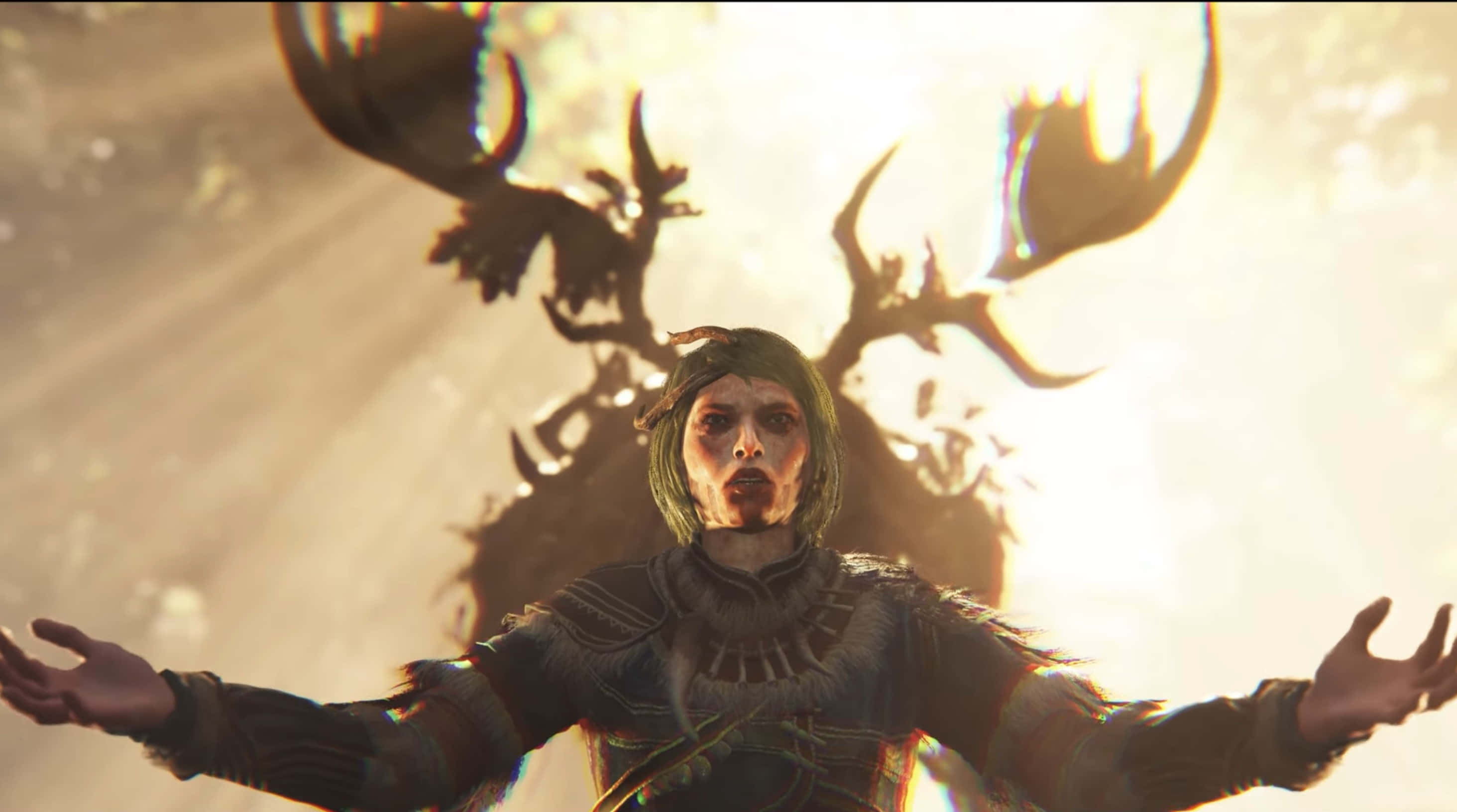 Greedfall 桌布 壁紙 — 一位戰士張開雙臂，面對著一個巨大的發光雄鹿剪影，背景是燦爛的陽光。