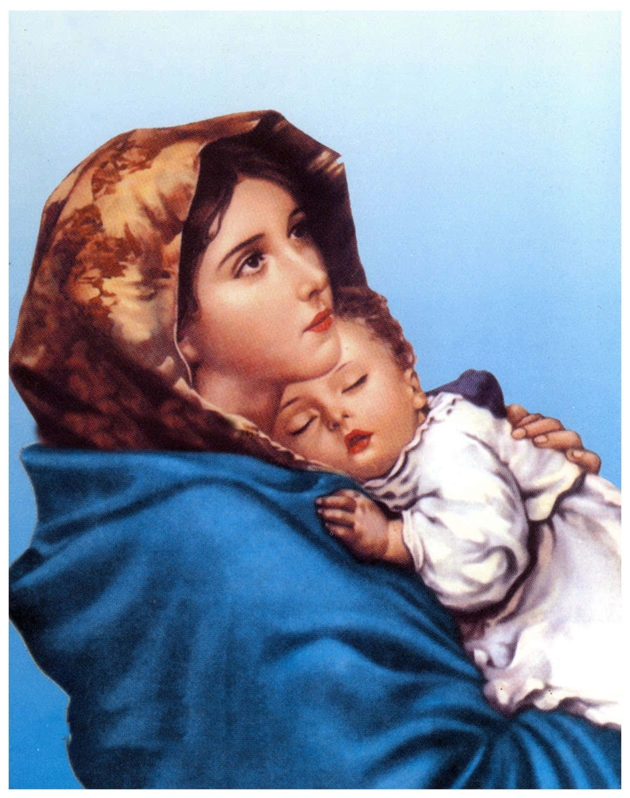Mother Mary 桌布 壁紙 — 一位戴著圖案頭巾的寧靜母親，懷抱著用濃郁藍色布料包裹著的熟睡嬰兒，背景是柔和的藍色。