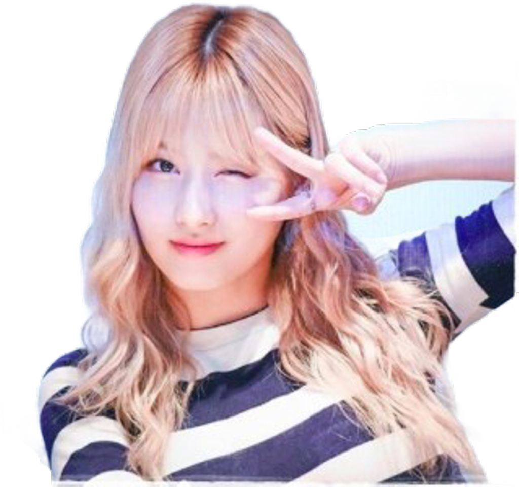 twice 桌布 壁紙 — 一位擁有波浪形金髮的年輕女子穿著條紋襯衫，眨眼並做出和平手勢。