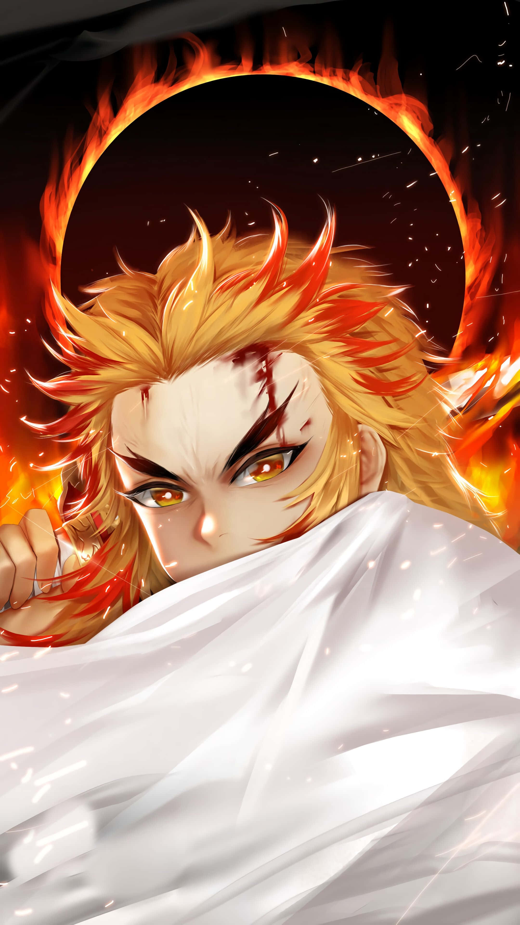 Gyomei Himejima 桌布 壁紙 — 一位擁有火焰般頭髮和銳利眼神的動漫戰士，從白色布料中浮現，背景是燃燒的圓形火焰。