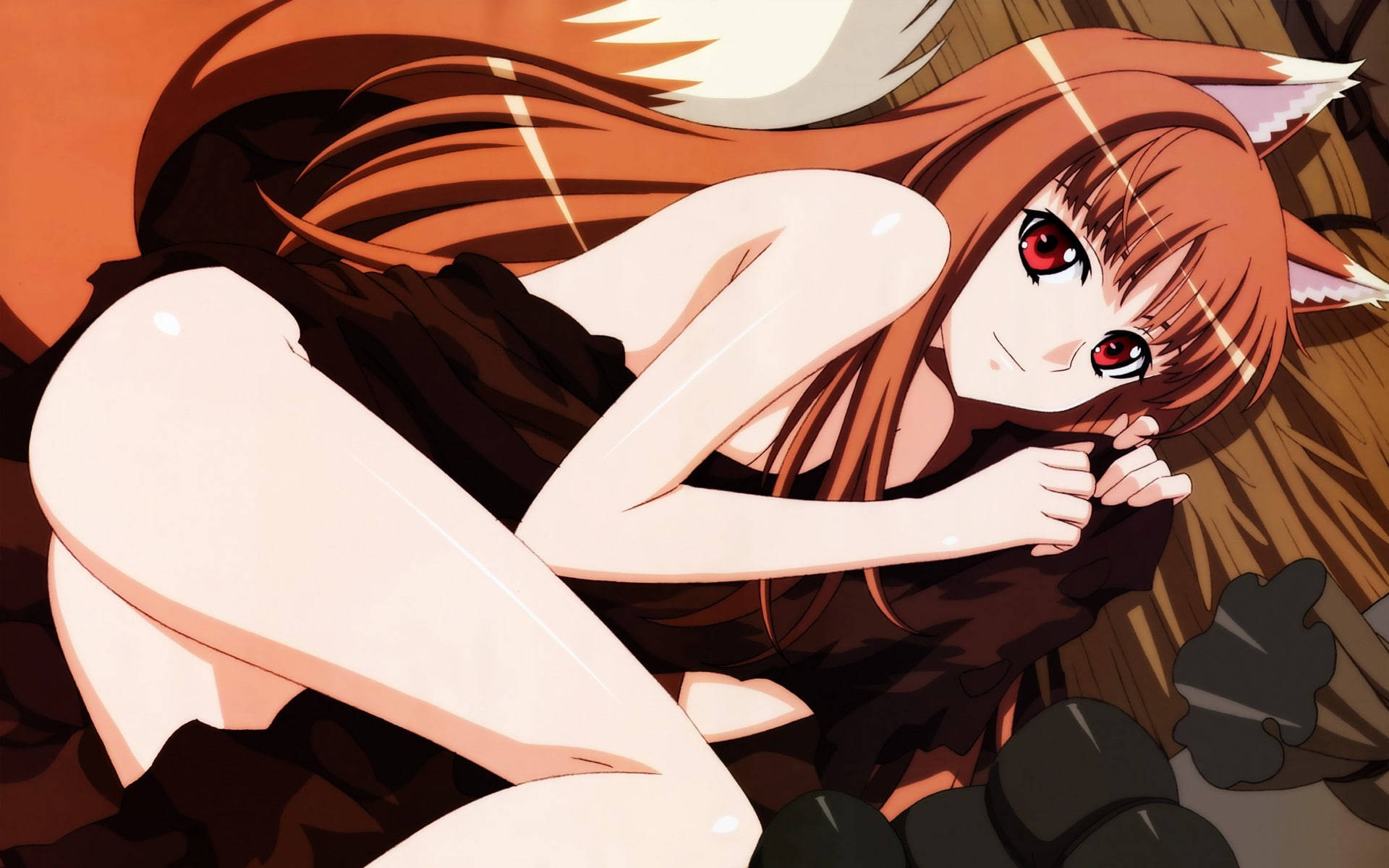 Sexy Anime 桌布 壁紙 — 一位擁有狐狸耳朵、紅眼睛和長長棕色頭髮的動漫女孩，穿著深棕色連衣裙，躺在木地板上。