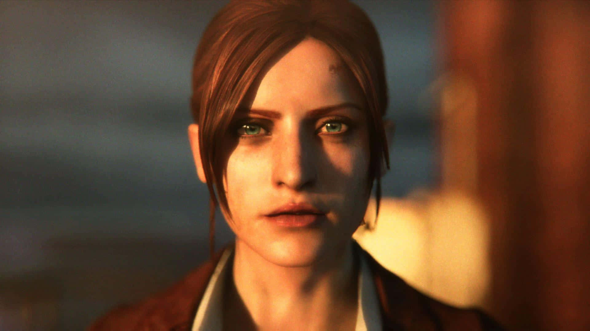 Resident Evil Revelations 2 桌布 壁紙 — 一位擁有綠色眼睛和棕色頭髮的女性特寫，被溫暖的金色光線照亮，背景模糊。