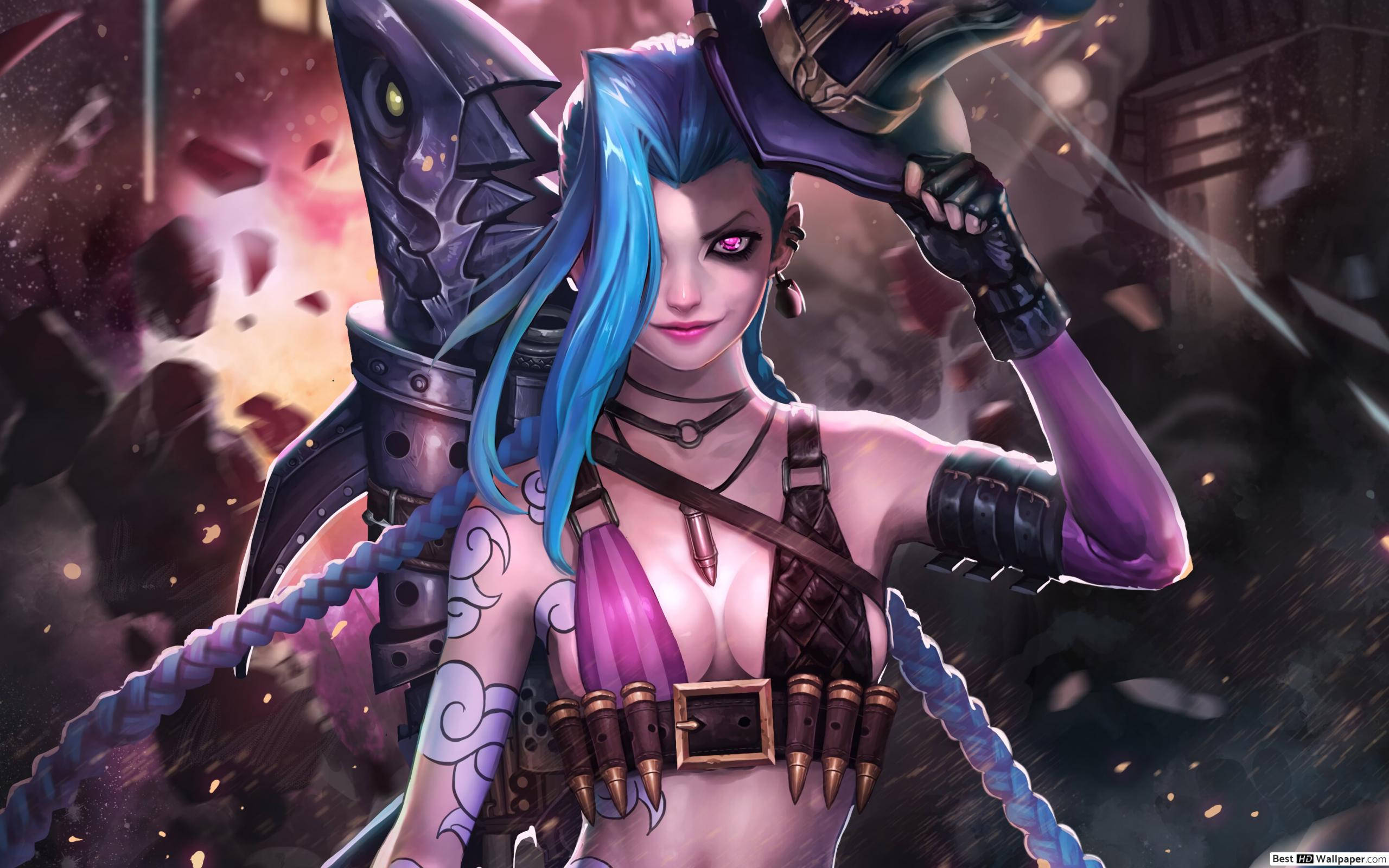 Jinx 桌布 壁紙 — 一位擁有藍色頭髮和紫色眼睛的兇猛戰士，在破碎的戰場上揮舞著巨大的尖刺武器。