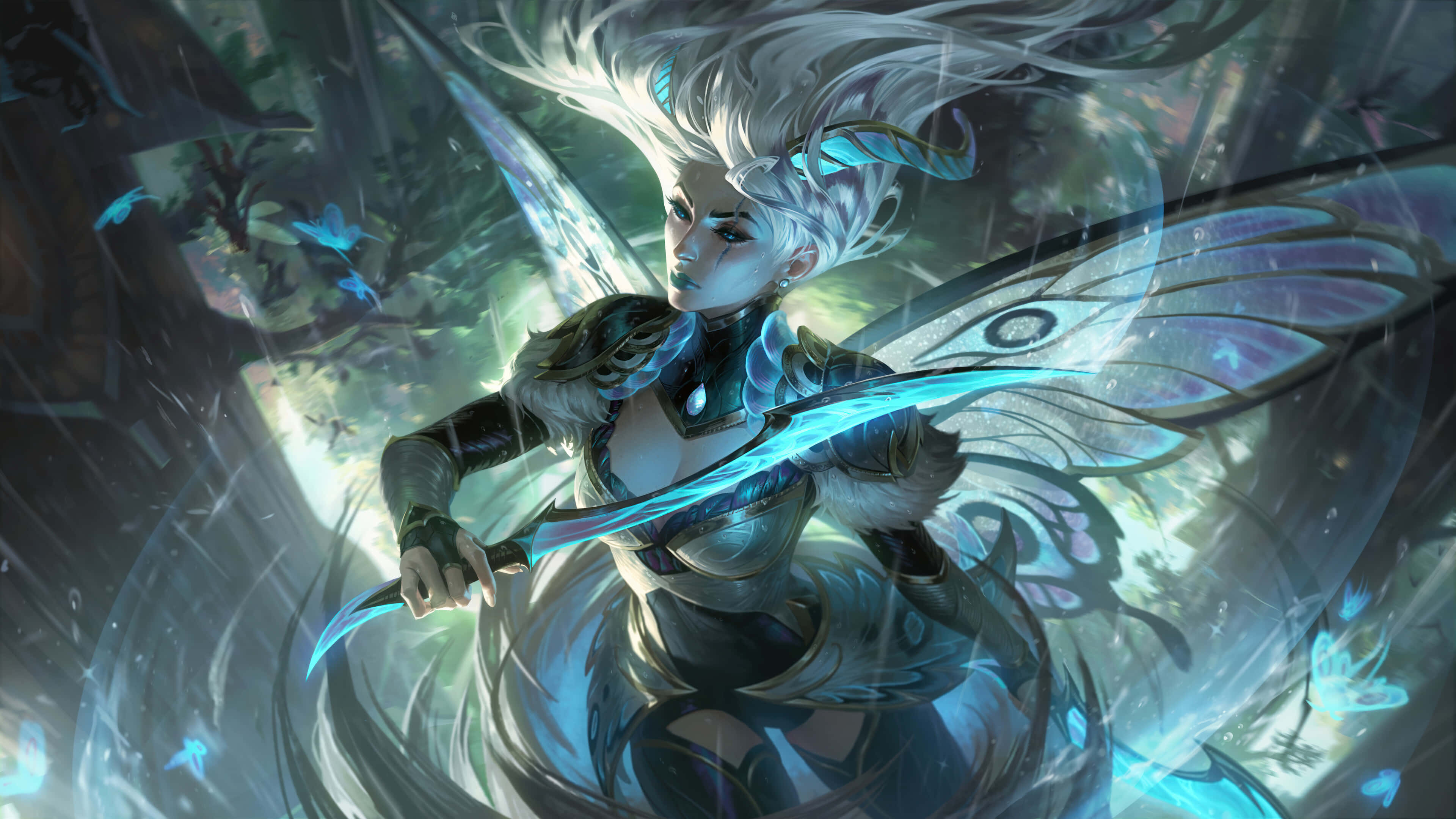 League Of Legends Champions 桌布 壁紙 — 一位擁有蝴蝶翅膀和發光藍色刀刃的奇幻戰士，在月光下的神秘森林中蓄勢待發。