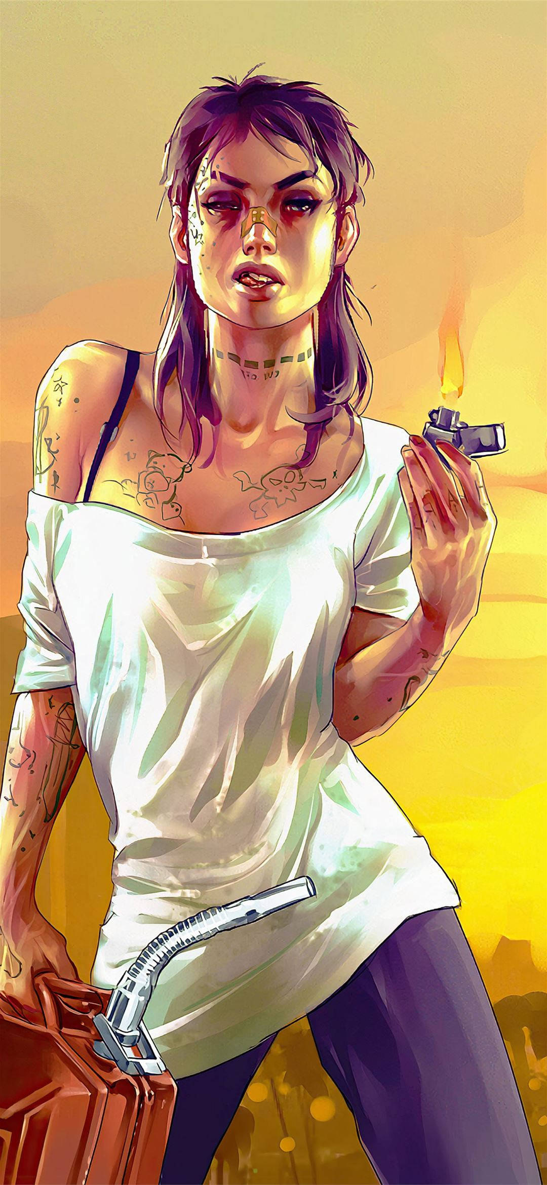 gta iPhone 桌布 壁紙 — 一位有刺青的女性，拿著點燃的打火機和燃料罐，站在溫暖的金色日落背景下。