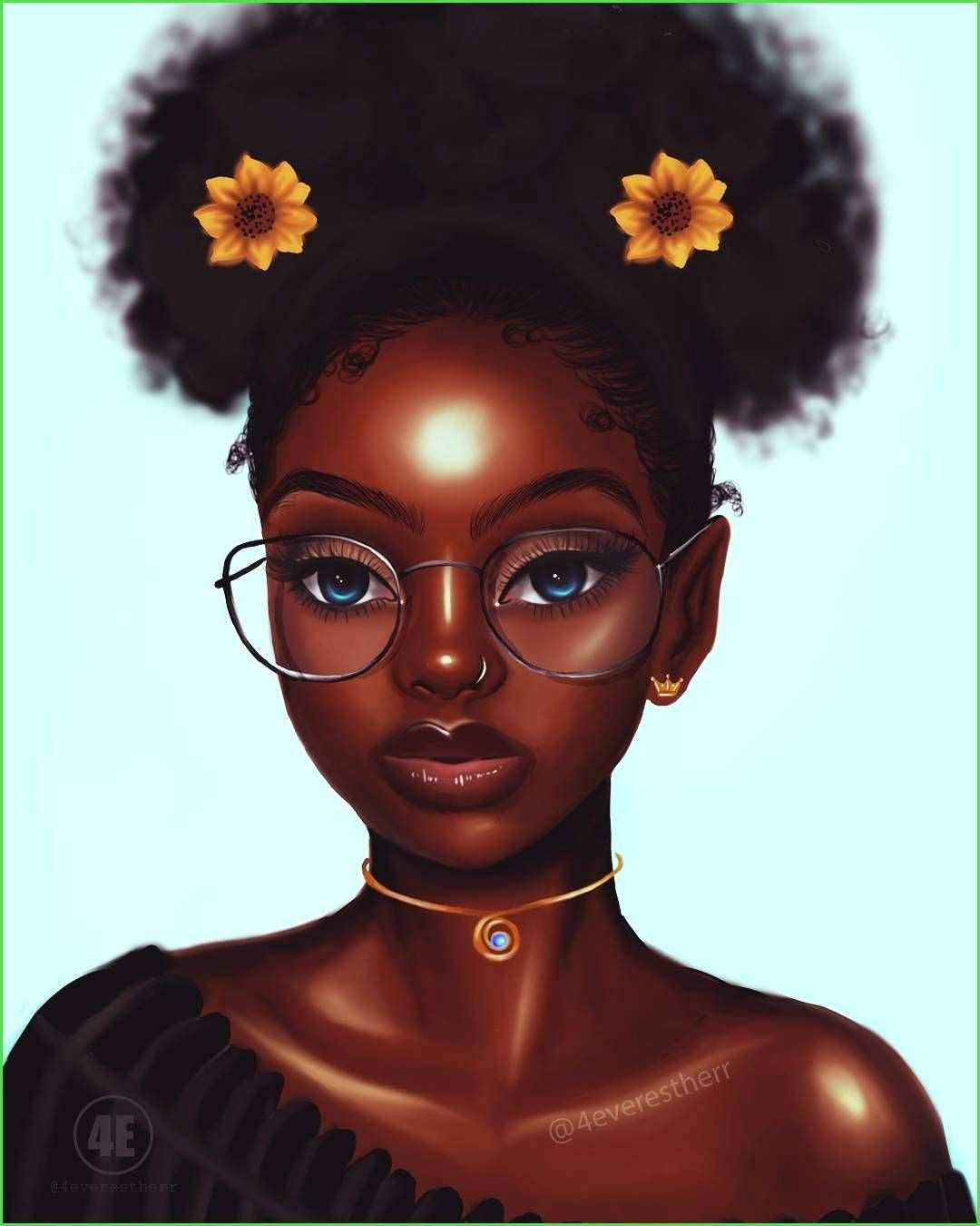 black cartoon girl 桌布 壁紙 — 一位深色皮膚、蓬鬆非洲髮型上飾有向日葵的年輕女性，戴著圓框眼鏡和精緻的金色頸鏈，背景是柔和的藍色。