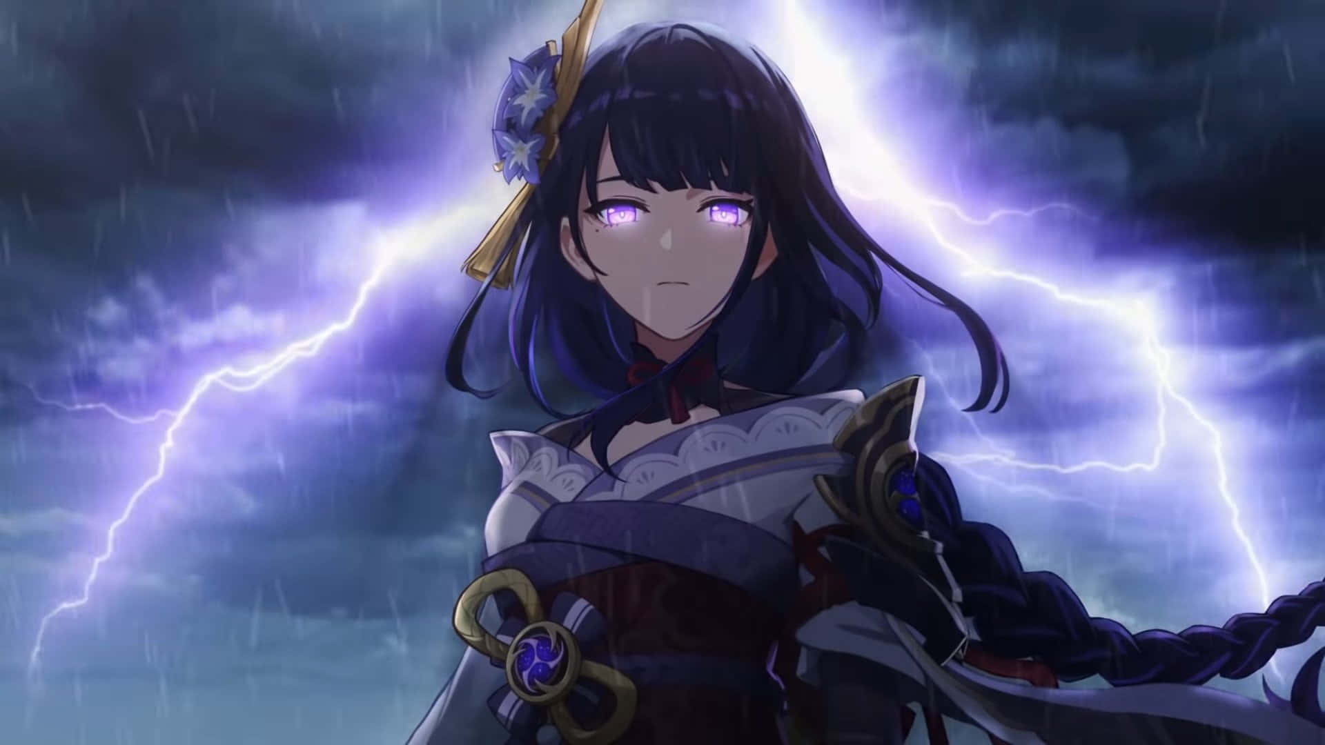 Baal Genshin Impact 桌布 壁紙 — 一位深色頭髮的動漫女孩，擁有發光的紫色眼睛，挑釁地站著，身後閃電劃破暴風雨的天空。
