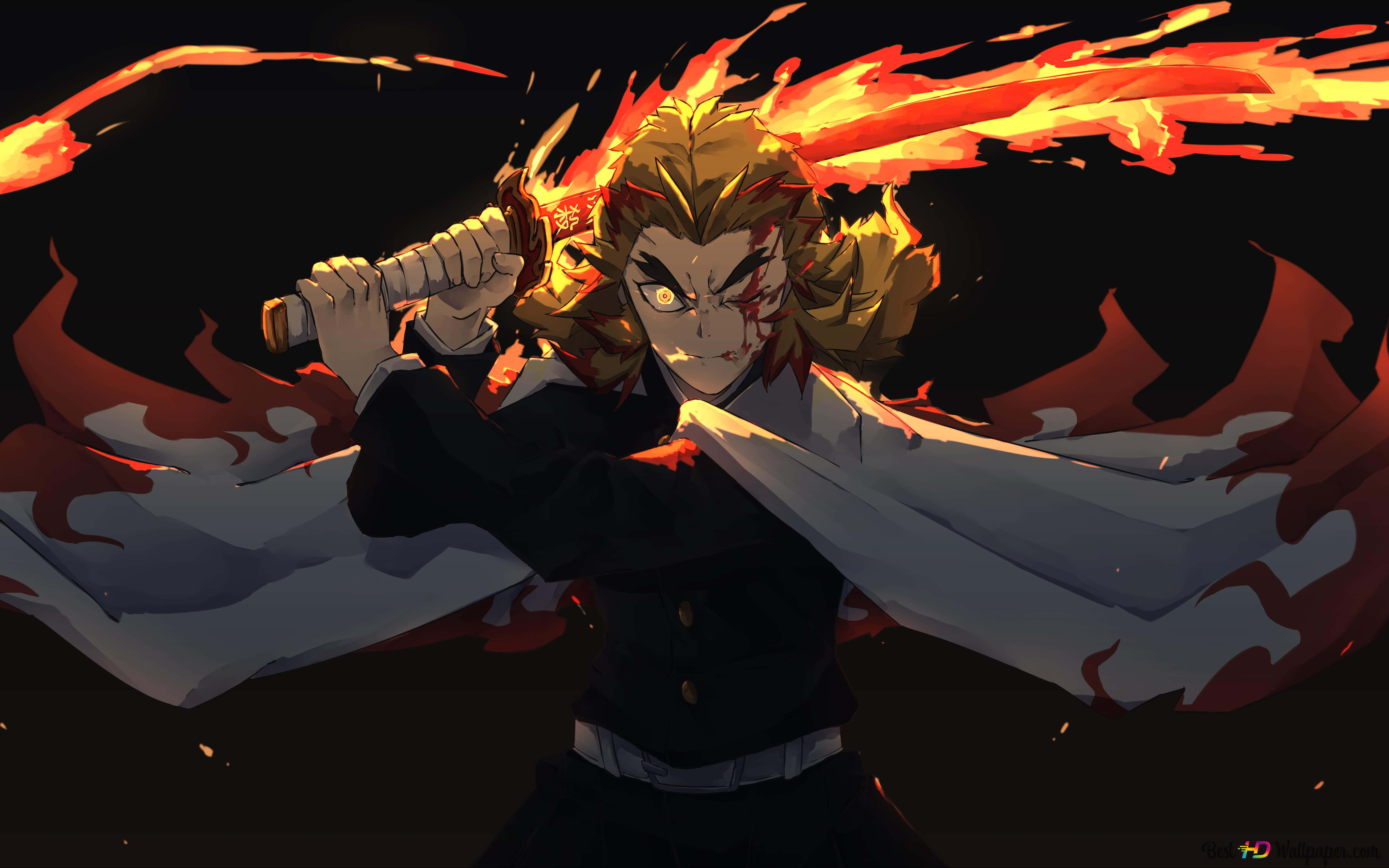 Anime Fire 桌布 壁紙 — 一位火焰頭髮的動漫戰士身穿黑色制服，在黑暗背景中揮舞著發光的劍，伴隨著動態火焰效果。