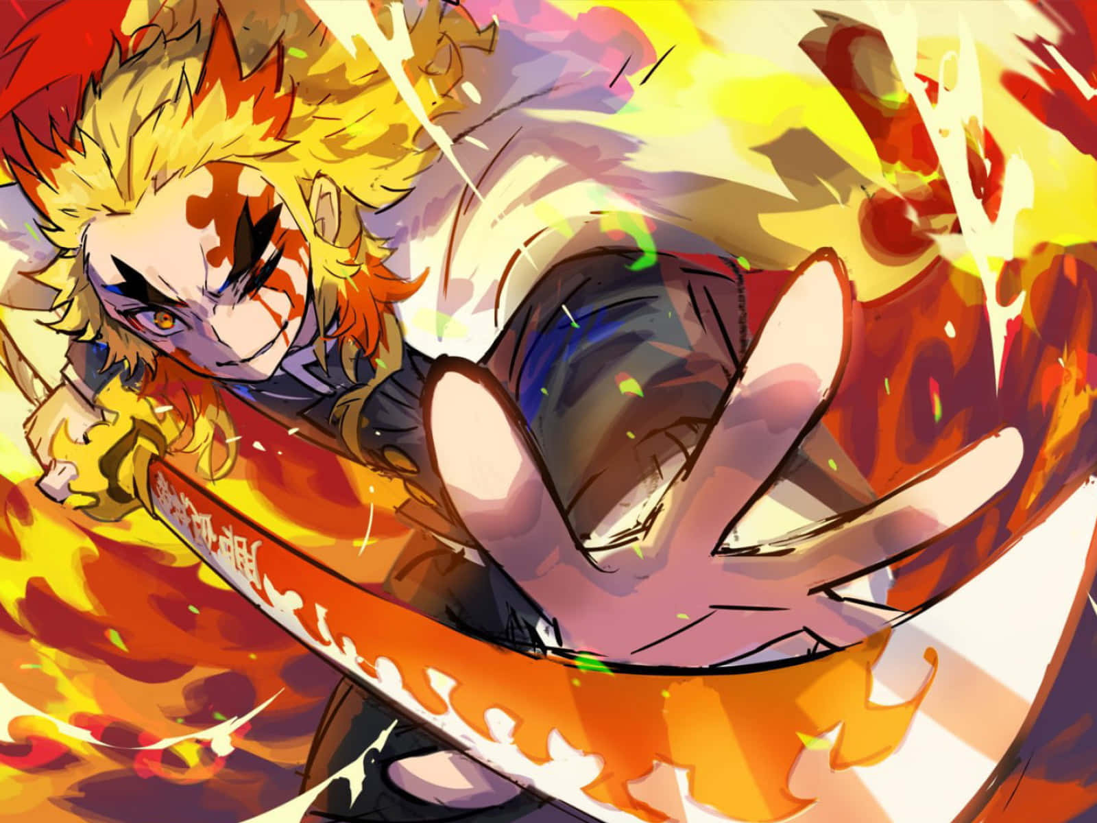 Rengoku Aesthetic 桌布 壁紙 — 一位火紅頭髮的動漫戰士在爆炸性的橙色和黃色能量中揮舞著火焰劍向前斬擊。