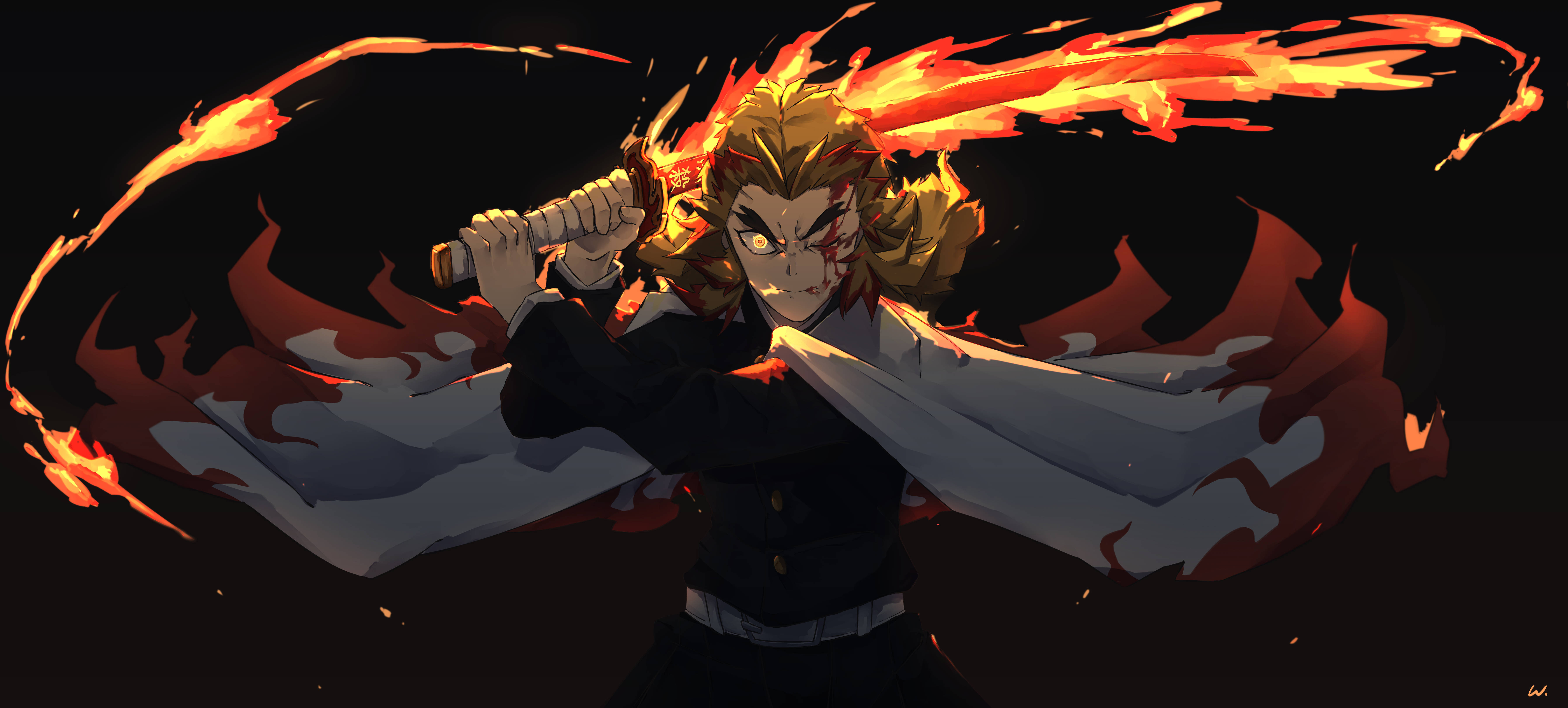 Kyojuro Rengoku 桌布 壁紙 — 一位火紅頭髮的動漫戰士身穿黑色制服，在黑暗背景中揮舞著一把火焰劍，伴隨著動態的橙色和紅色火焰。