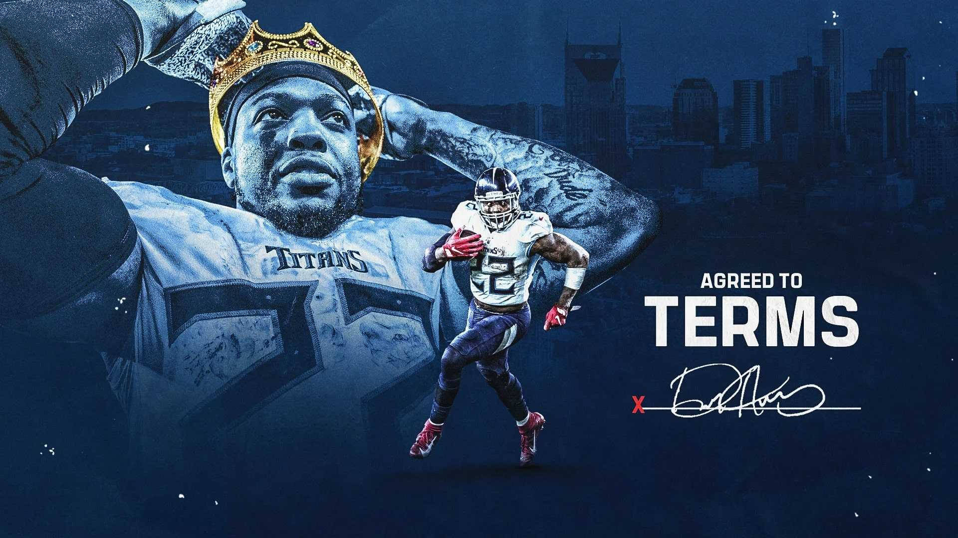 Derrick 桌布 壁紙 — 一位田納西泰坦隊的美式足球員正在行動，身後有一個巨大的加冕肖像，背景是夜晚的城市天際線。