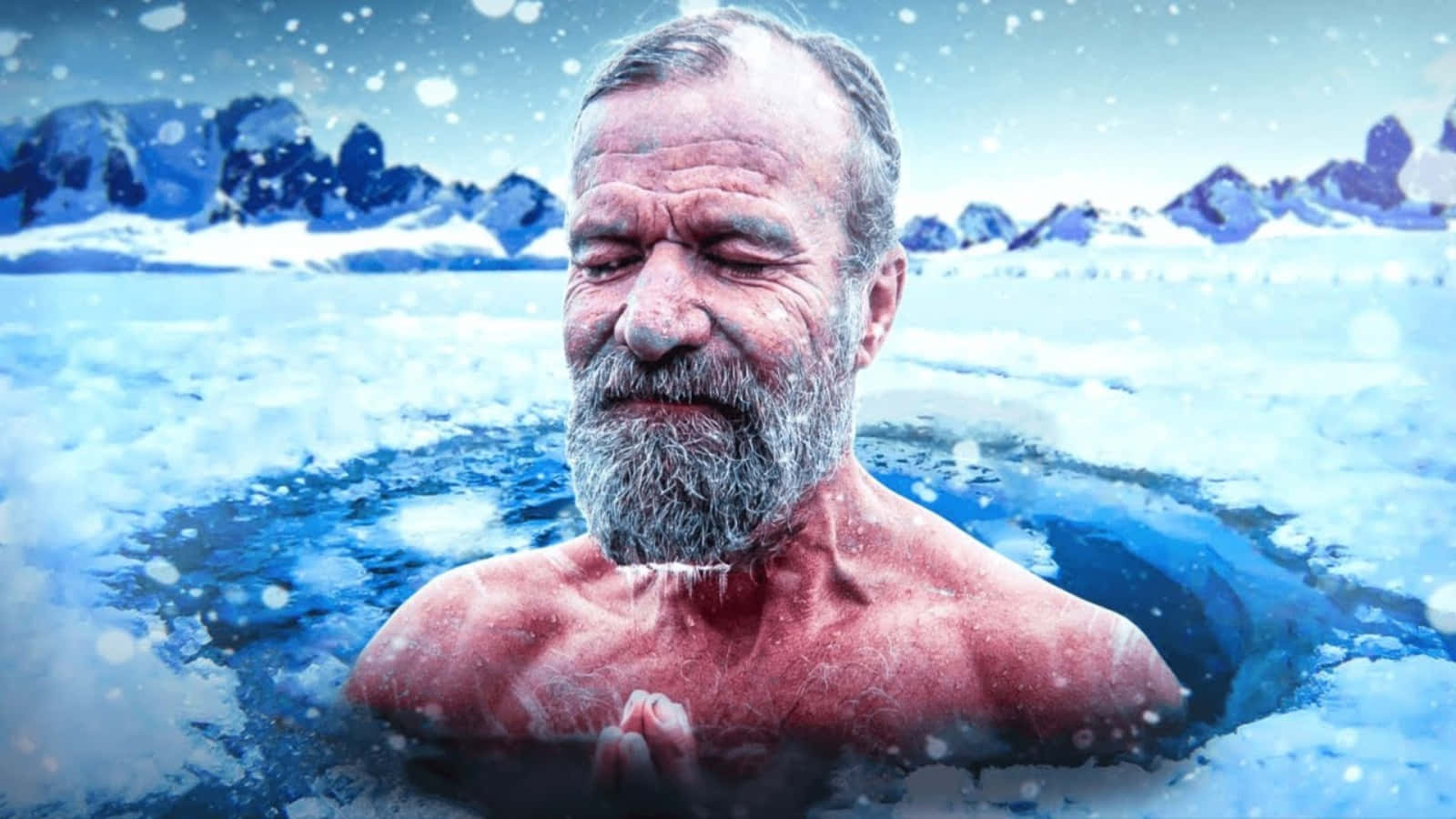 冰 桌布 壁紙 — 一位留鬍鬚的男人閉眼享受溫泉，周圍是被雪覆蓋的山脈，天空是冬日景象。