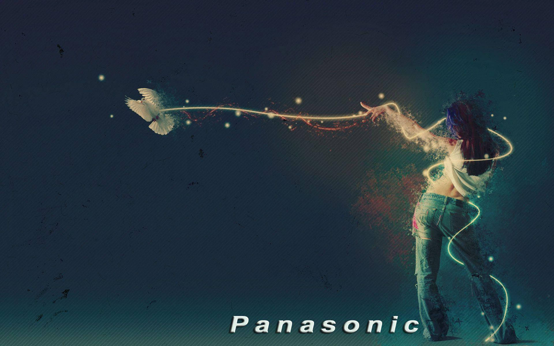 Panasonic 桌布 壁紙 — 一位發光的紫髮女性沿著閃爍的能量軌跡釋放一隻白鴿，背景為深青色。