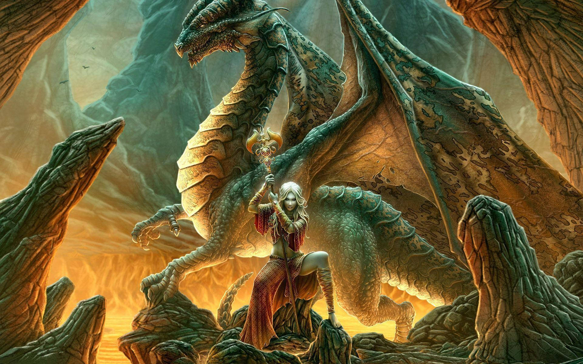 HD Dragon 桌布 壁紙 — 一位白髮戰士在熾熱的洞穴中，挑釁地站在一條巨龍面前，揮舞著發光的法杖。