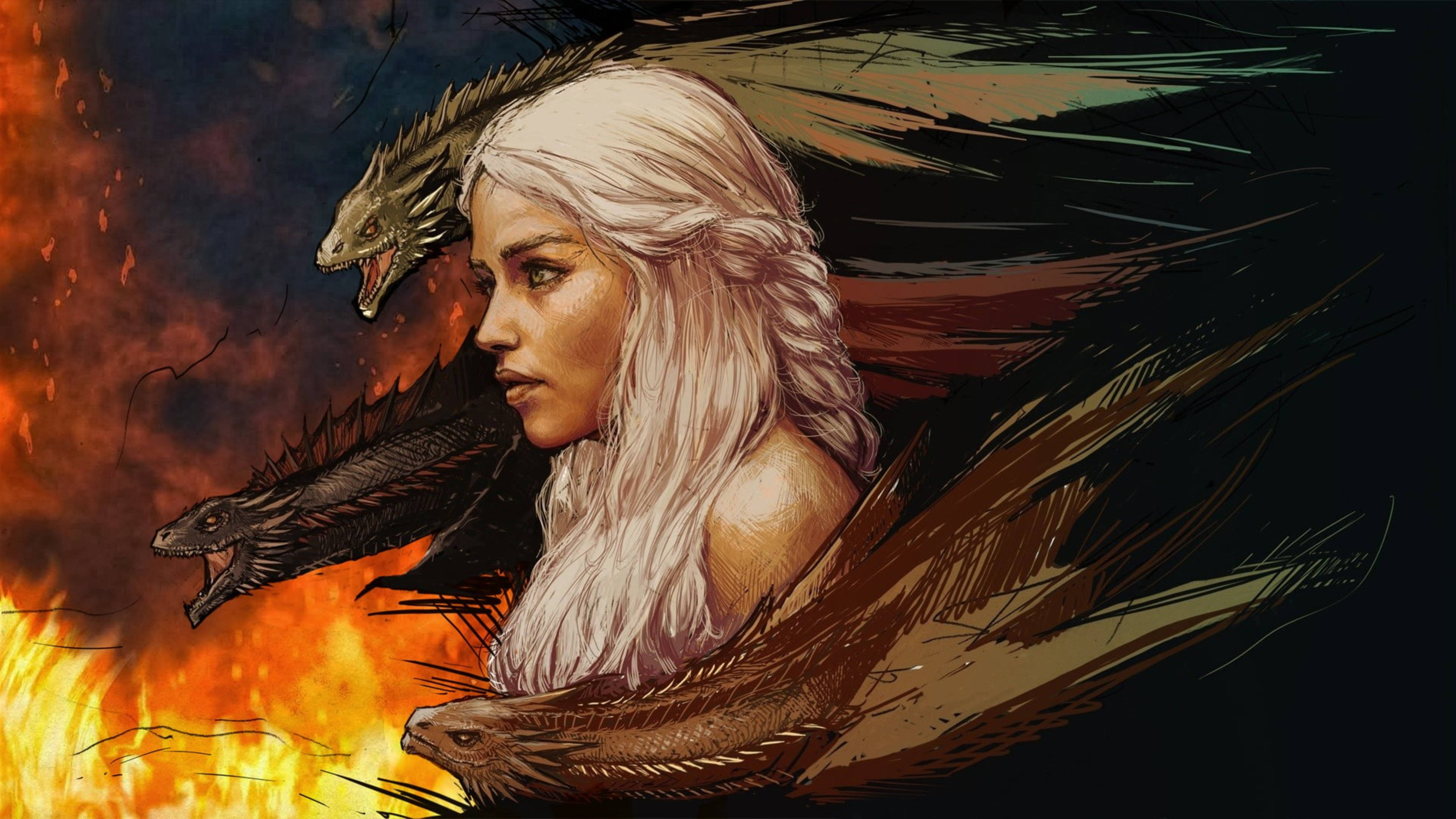 daenerys 桌布 壁紙 — 一位白髮的兇猛女子堅定地站著，三條龍在她身後翱翔，背景是咆哮的火焰。