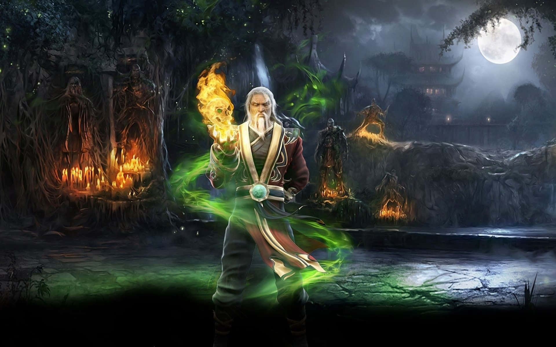 Sorcerer 桌布 壁紙 — 一位白髮的神秘戰士在月光照耀的森林神社中，伴隨著發光的蠟燭和幽靈般的身影，揮舞著火焰和綠色魔法。