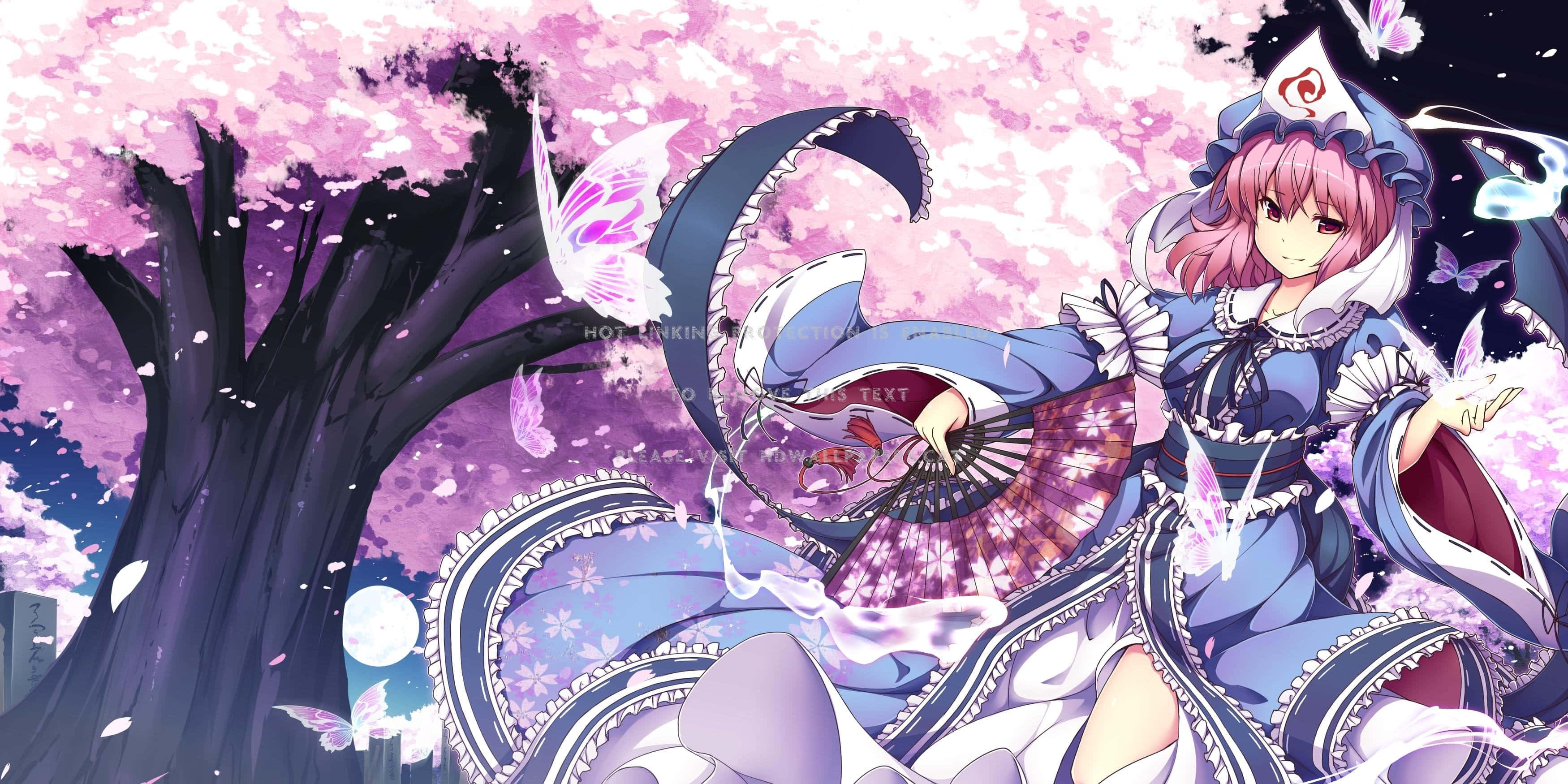 Pink Anime 桌布 壁紙 — 一位穿著藍色連衣裙的動漫女孩站在櫻花樹下，背景有發光的蝴蝶和彎月。