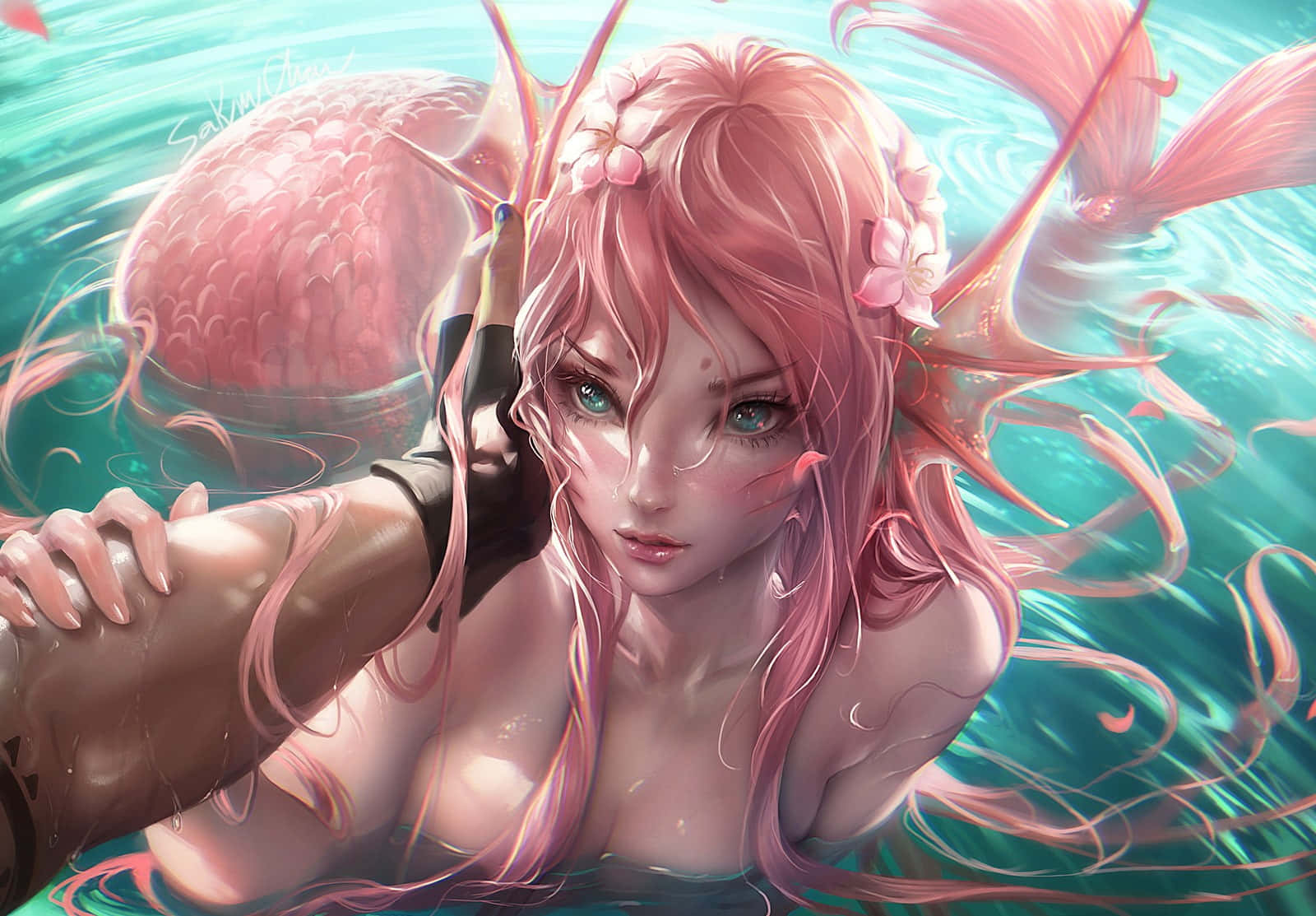 美人魚 桌布 壁紙 — 一位粉紅色頭髮、帶有花卉髮飾的美人魚從藍綠色水中浮出，手持一個大粉紅色貝殼。