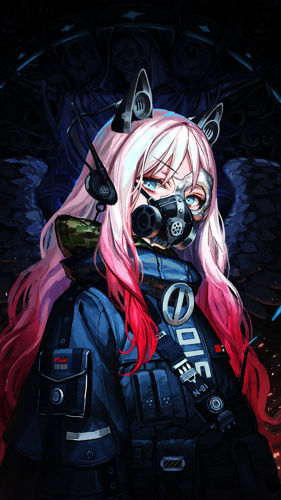 phone girl 桌布 壁紙 — 一位粉紅色頭髮的動漫女孩，戴著貓耳和防毒面具，穿著黑暗未來風格的裝備，站在陰影機械背景前。