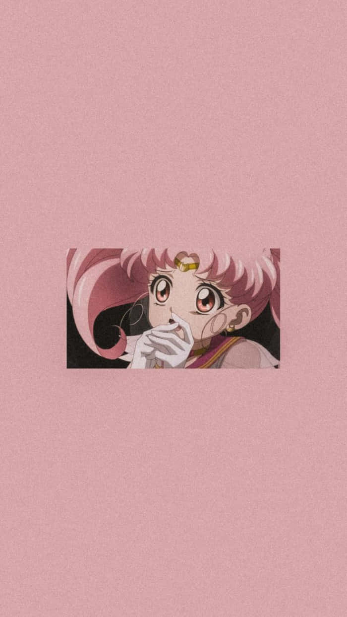 Sailor Moon iPad 桌布 壁紙 — 一位粉紅色頭髮的動漫女孩，眼睛睜大，手靠近嘴巴，位於純粉紅色背景的中心。