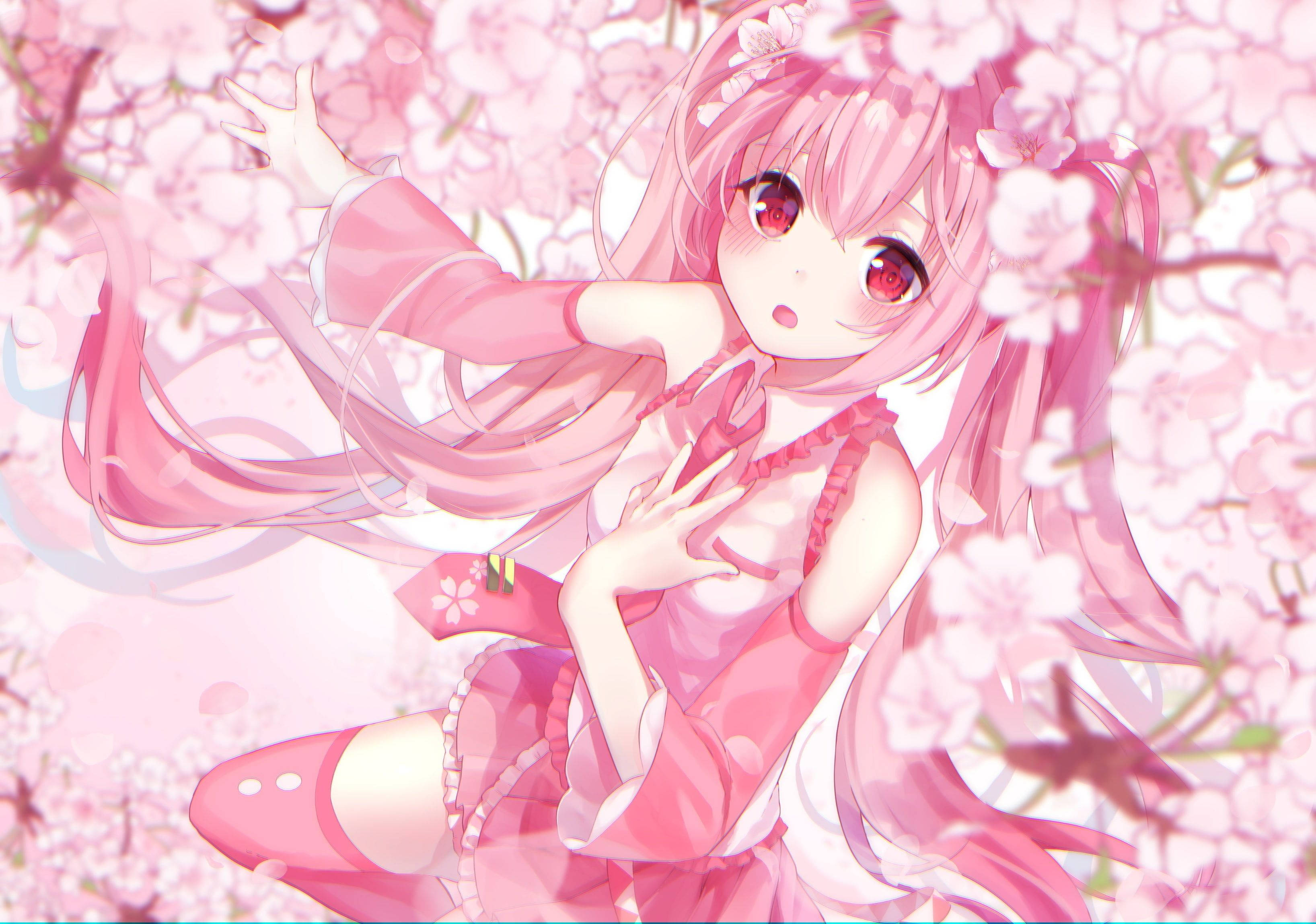 miku 桌布 壁紙 — 一位粉紅色頭髮的動漫女孩穿著粉紅色連衣裙，坐在盛開的櫻花中，表情驚訝。