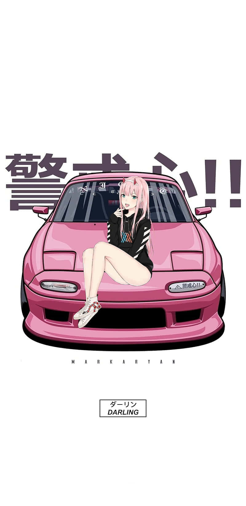 動漫女孩 桌布 壁紙 — 一位粉紅色頭髮的動漫女孩穿著黑色衣服，隨意地坐在一輛鮮粉紅色跑車的引擎蓋上，上方有日文字。